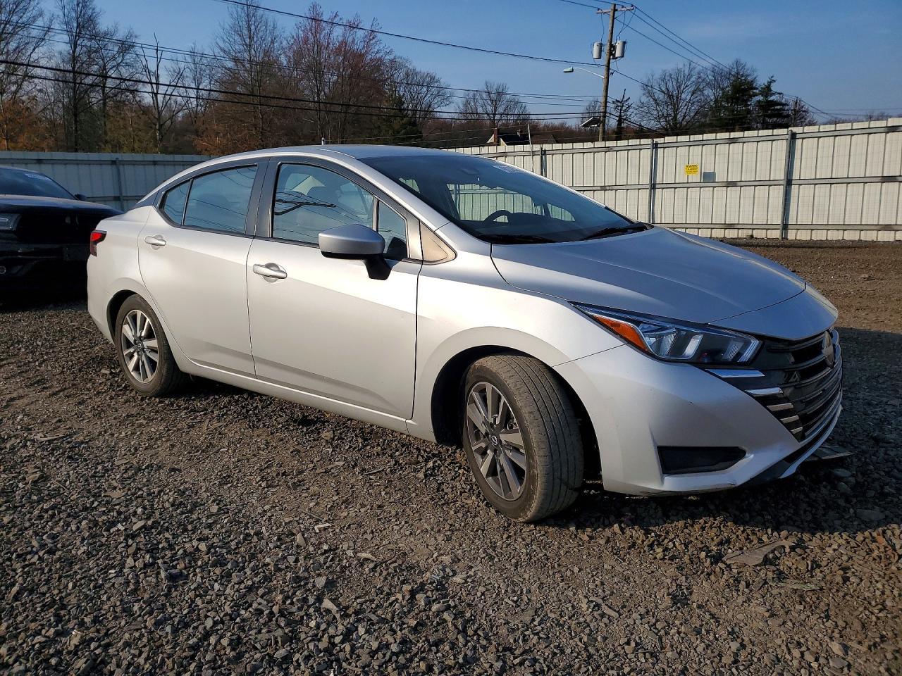 2023 Nissan Versa Sv - Фото 4