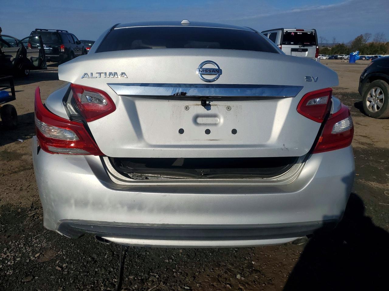 2018 Nissan Altima 2.5 Sv - Image 6