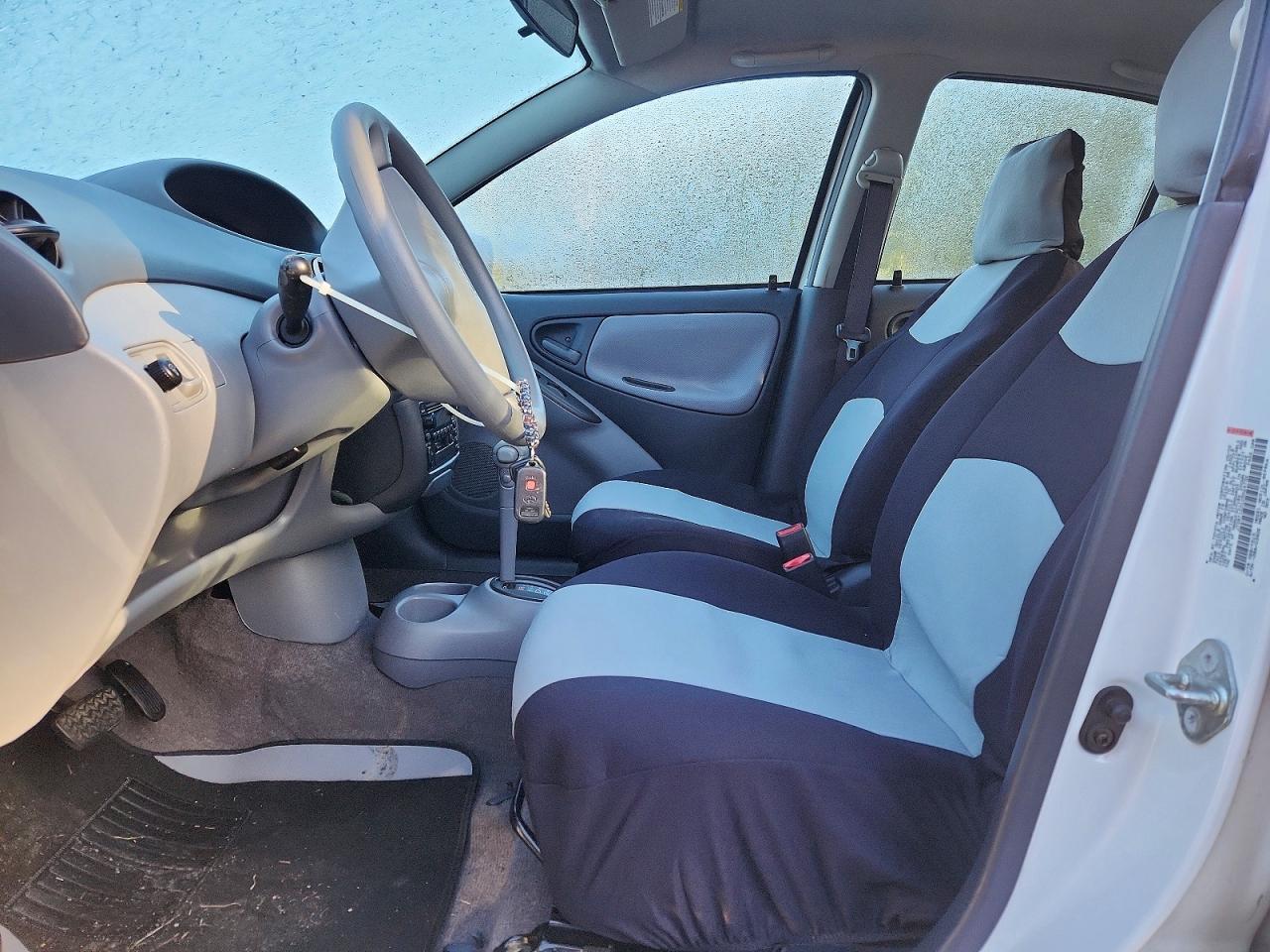 2002 Toyota Echo Base - Image 7