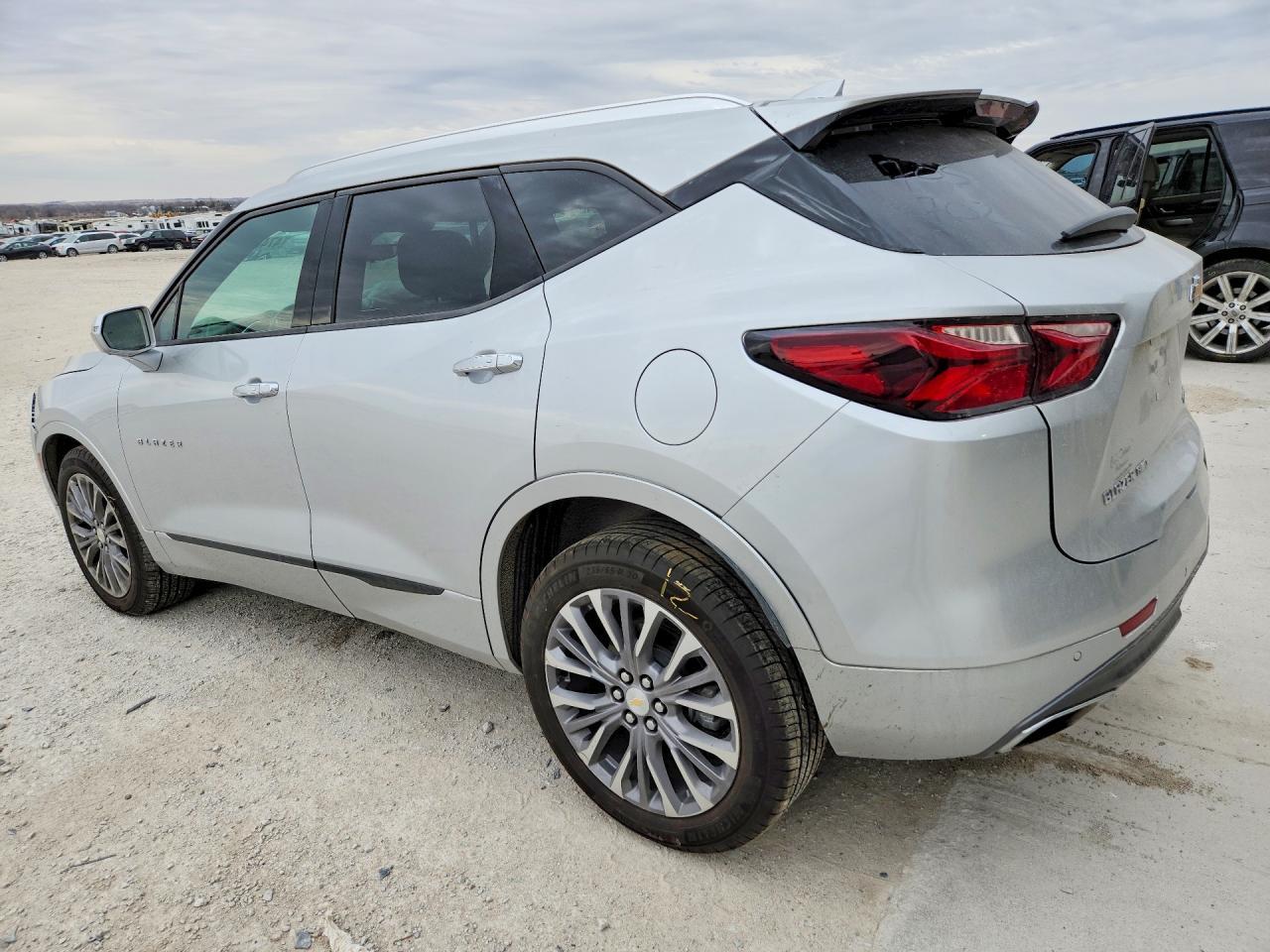 2020 Chevrolet Blazer Premier - Image 2