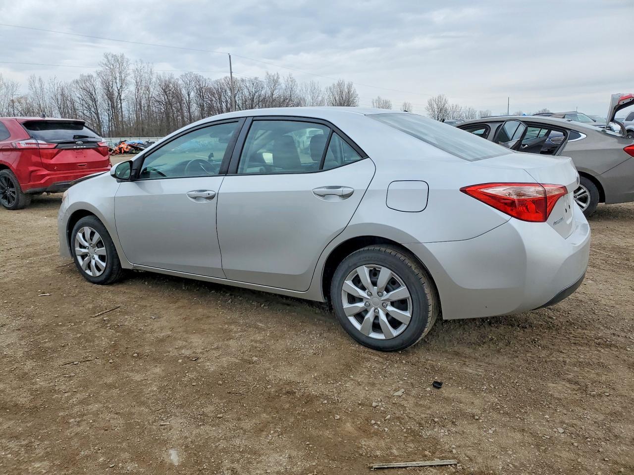 2017 Toyota Corolla Le - Фото 2