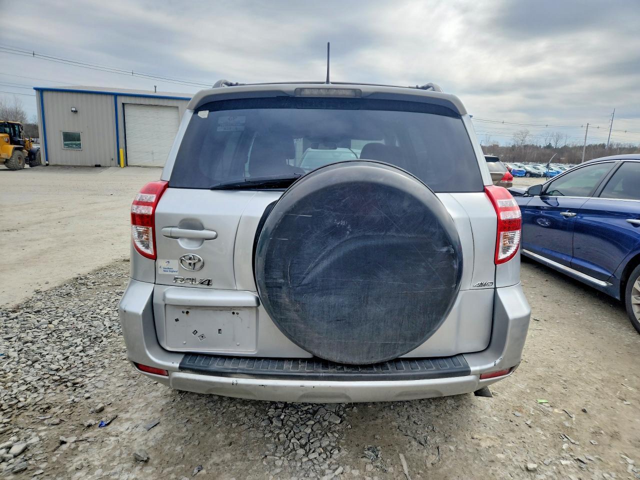 2011 Toyota Rav4 Base - Фото 6