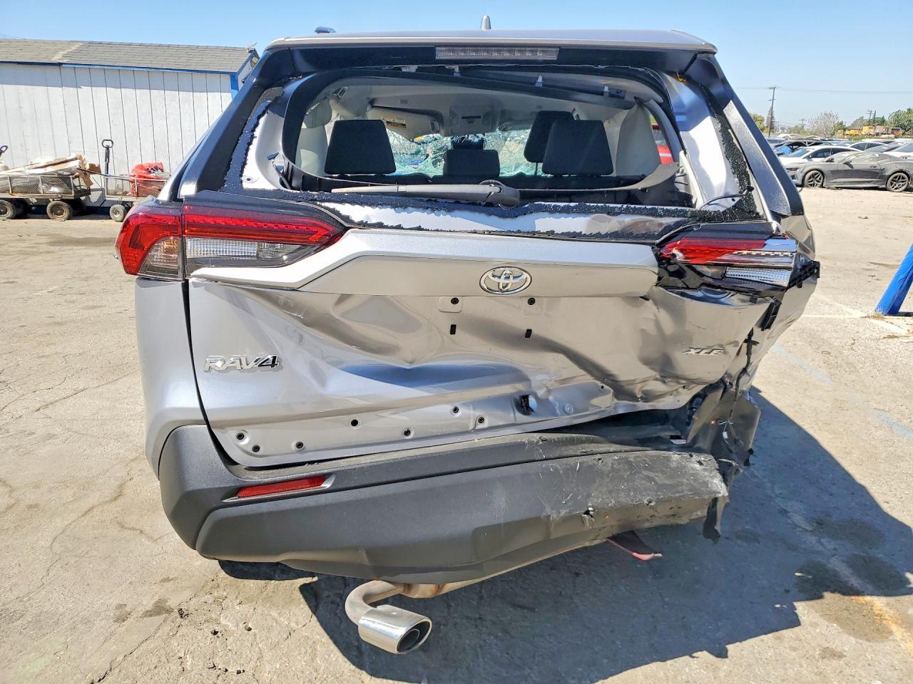 2024 Toyota Rav4 Xle - Фото 6