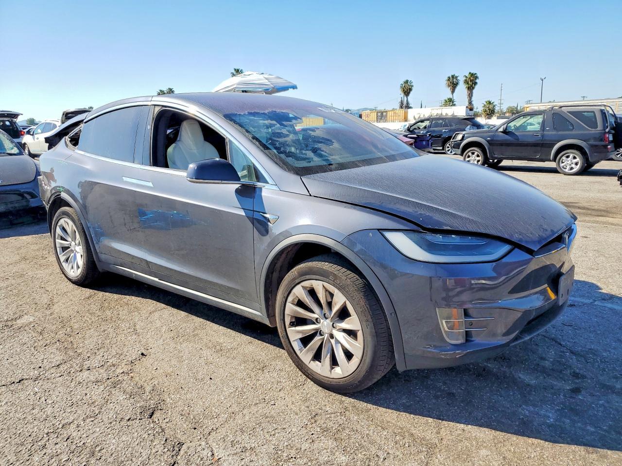 2019 Tesla Model X - Фото 4