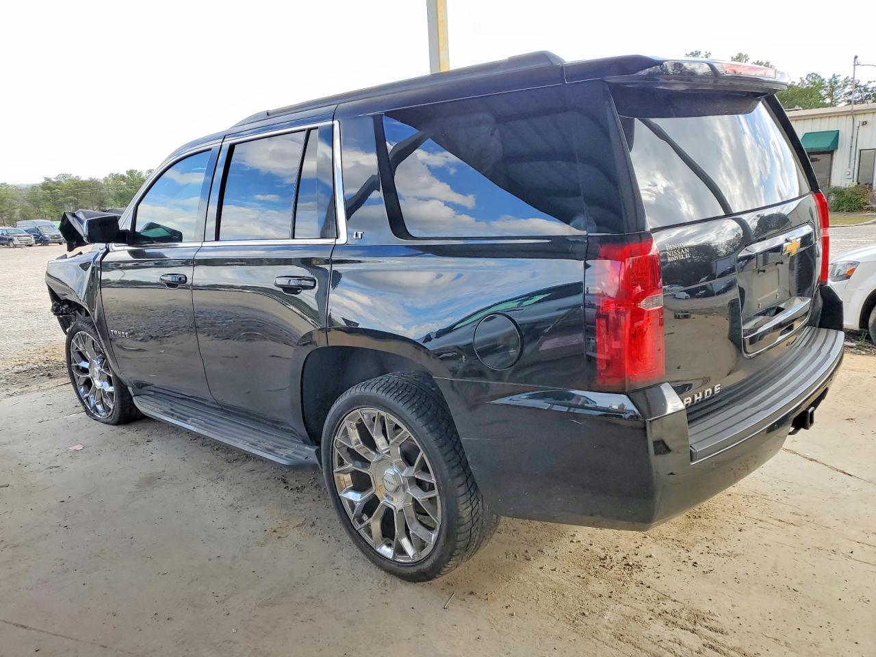 2015 Chevrolet Tahoe C1500 Lt - Image 2