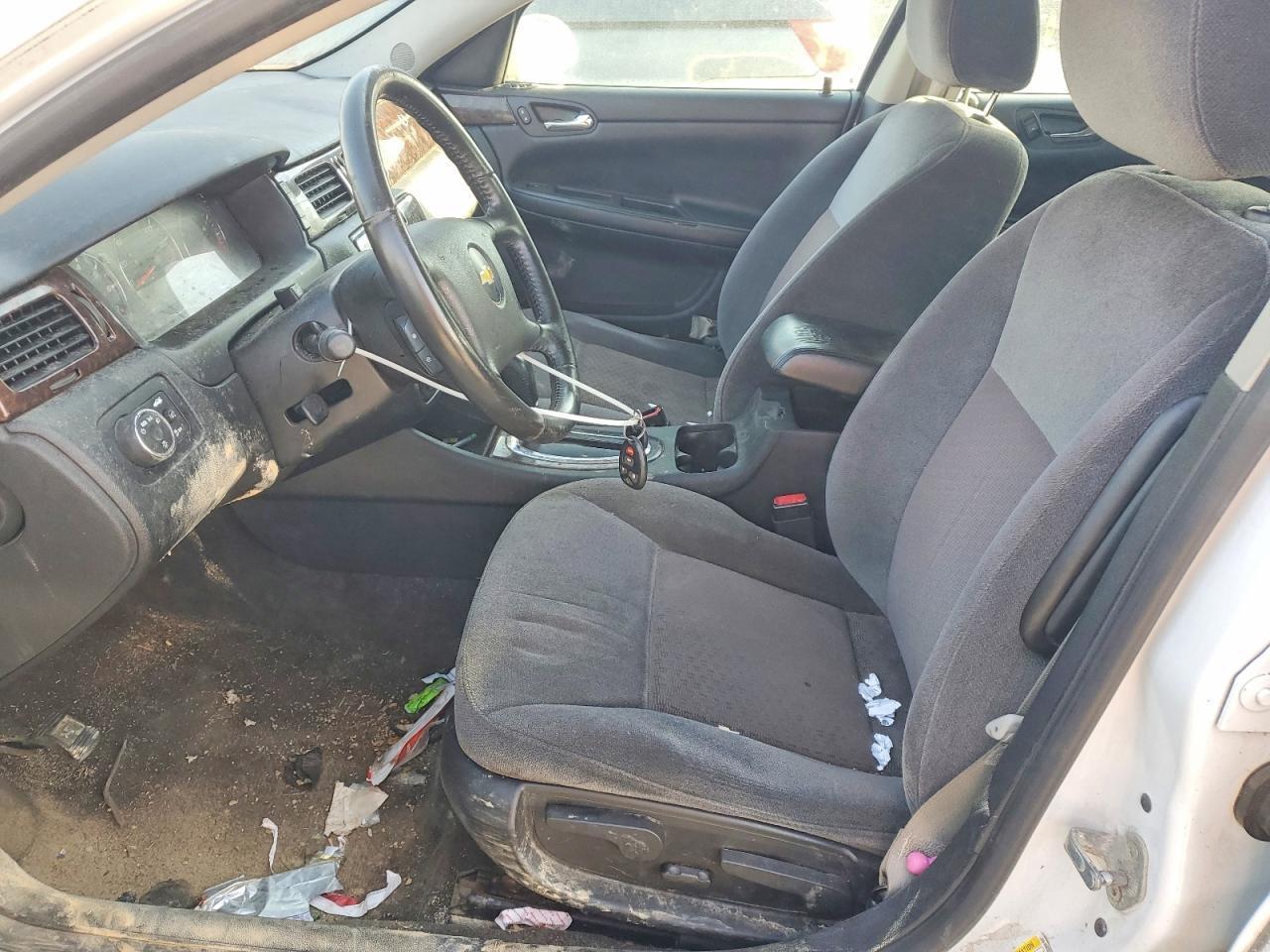 2012 Chevrolet Impala Lt - Image 7