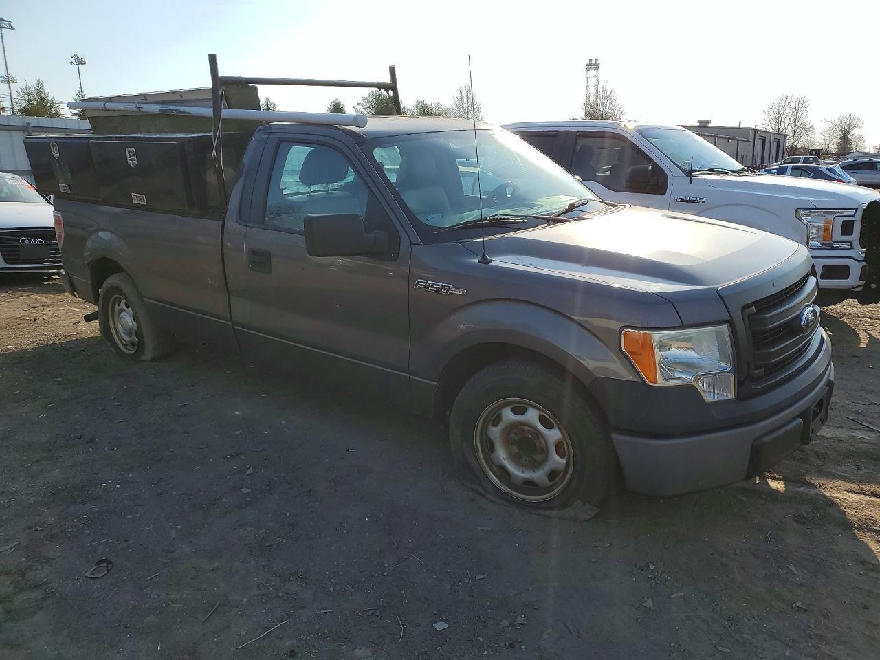 2013 Ford F150 - Фото 4