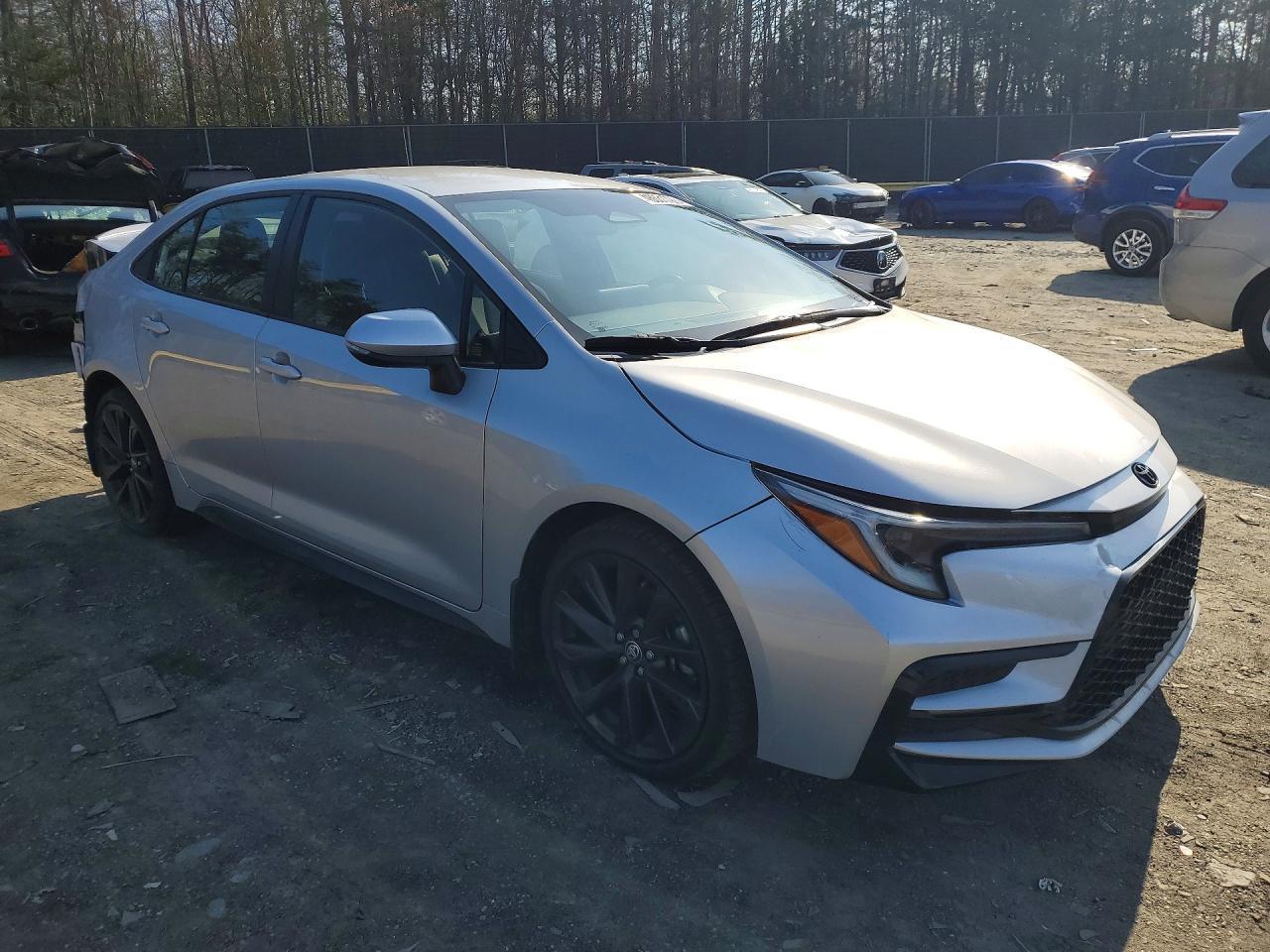 2023 Toyota Corolla Se - Фото 4