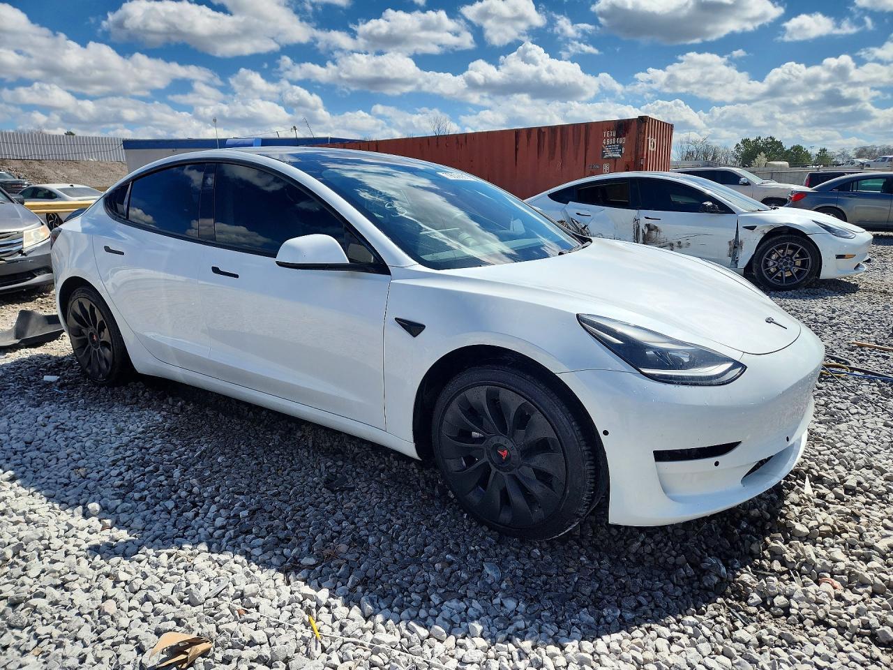 2021 Tesla Model 3 - Фото 4