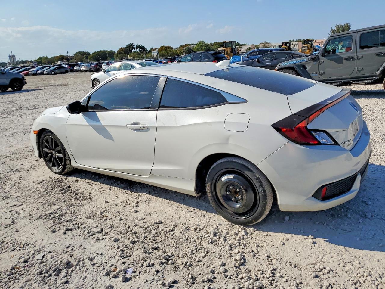 2020 Honda Civic Ex - Image 2