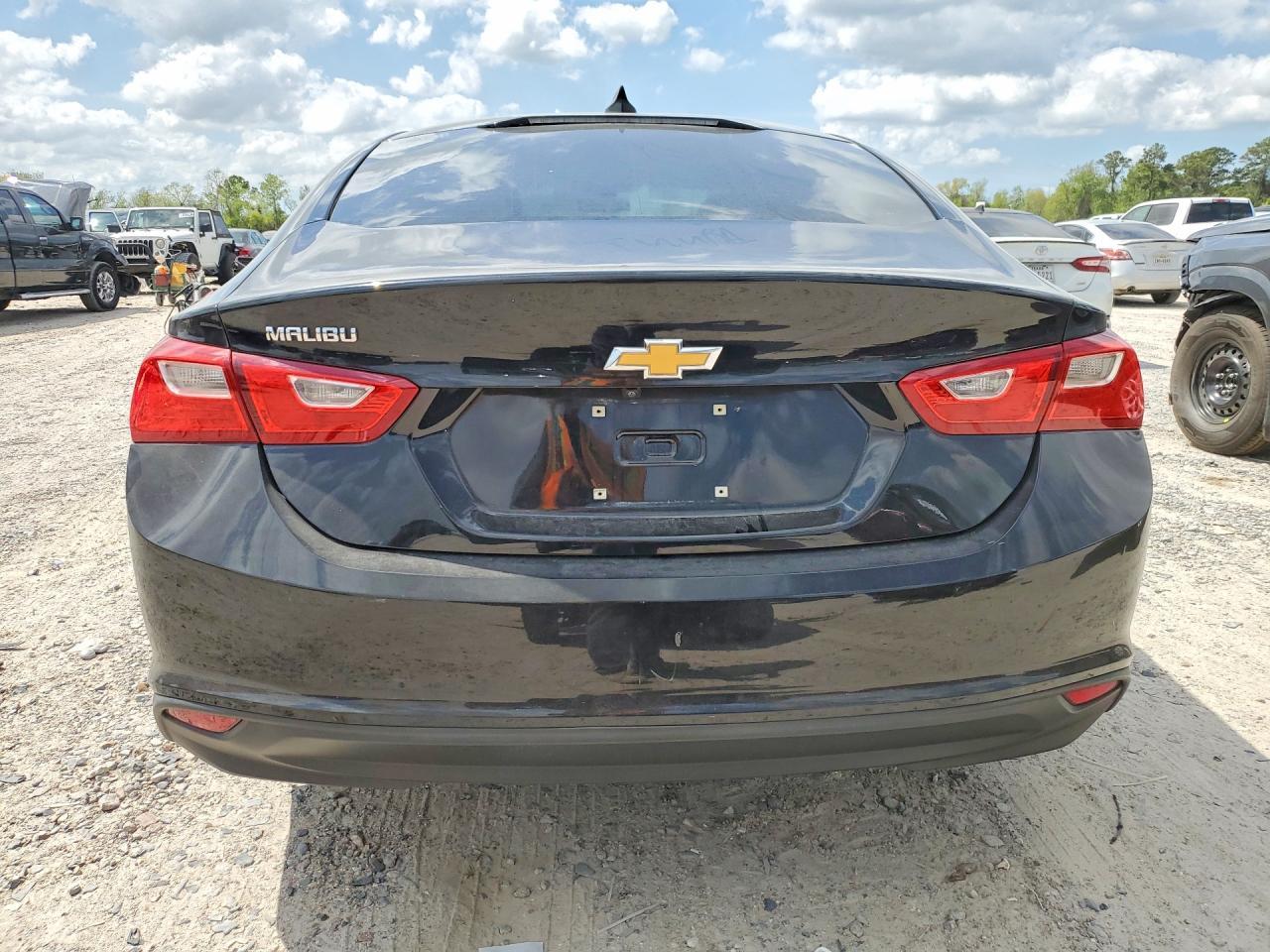 2018 Chevrolet Malibu Ls - Фото 6