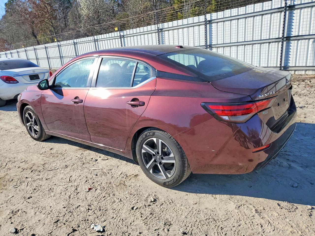 2024 Nissan Sentra Sv - Image 2
