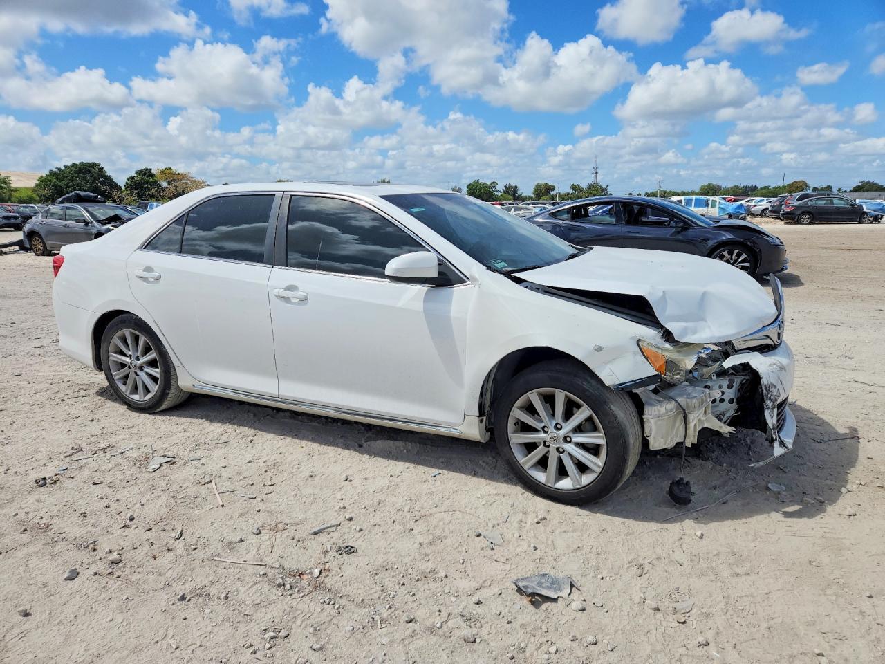 2012 Toyota Camry Xle - Фото 4