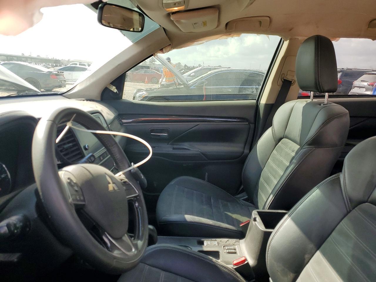 2019 Mitsubishi Outlander Se - Image 7