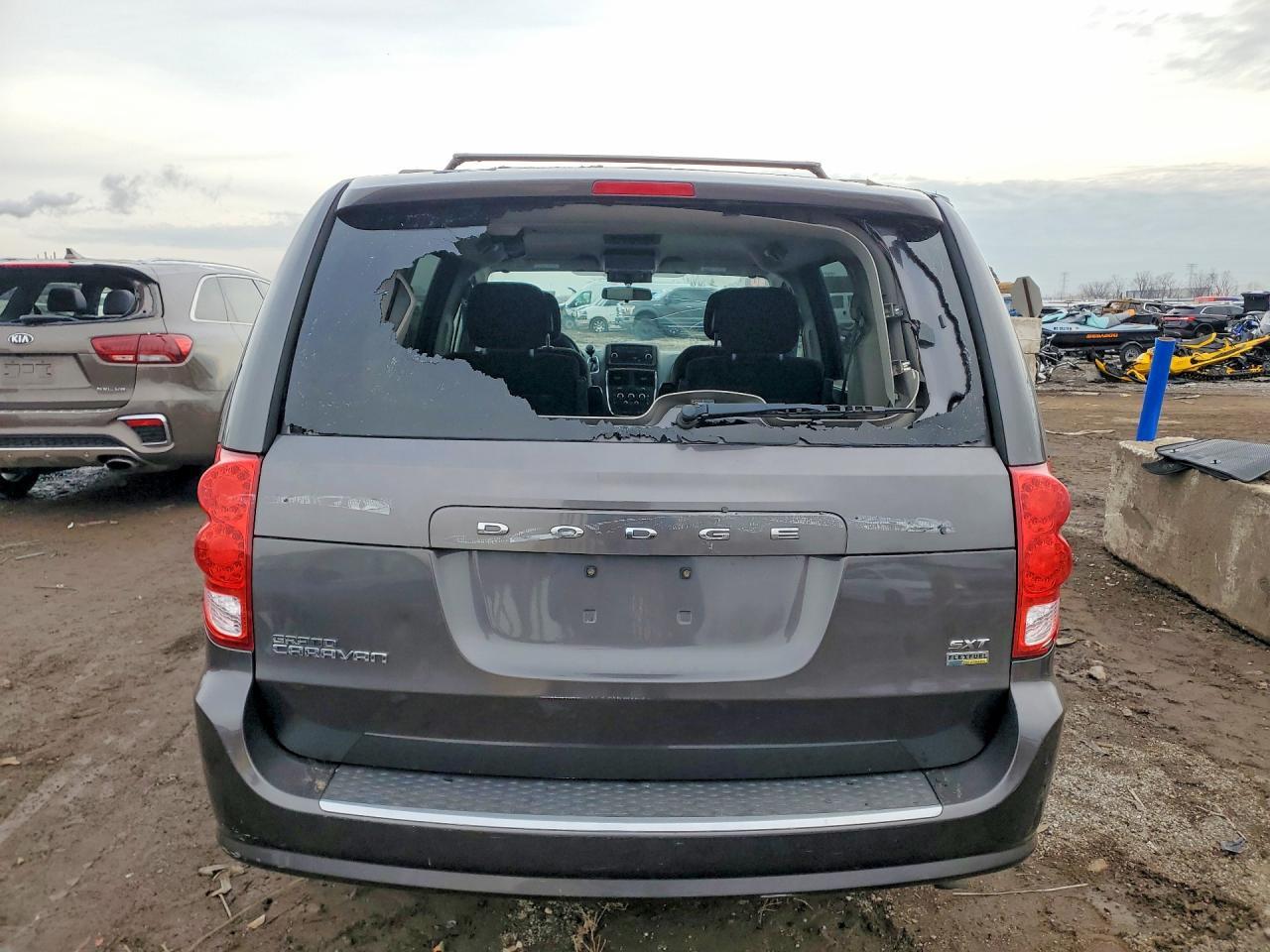 2015 Dodge Grand Caravan Sxt - Фото 6