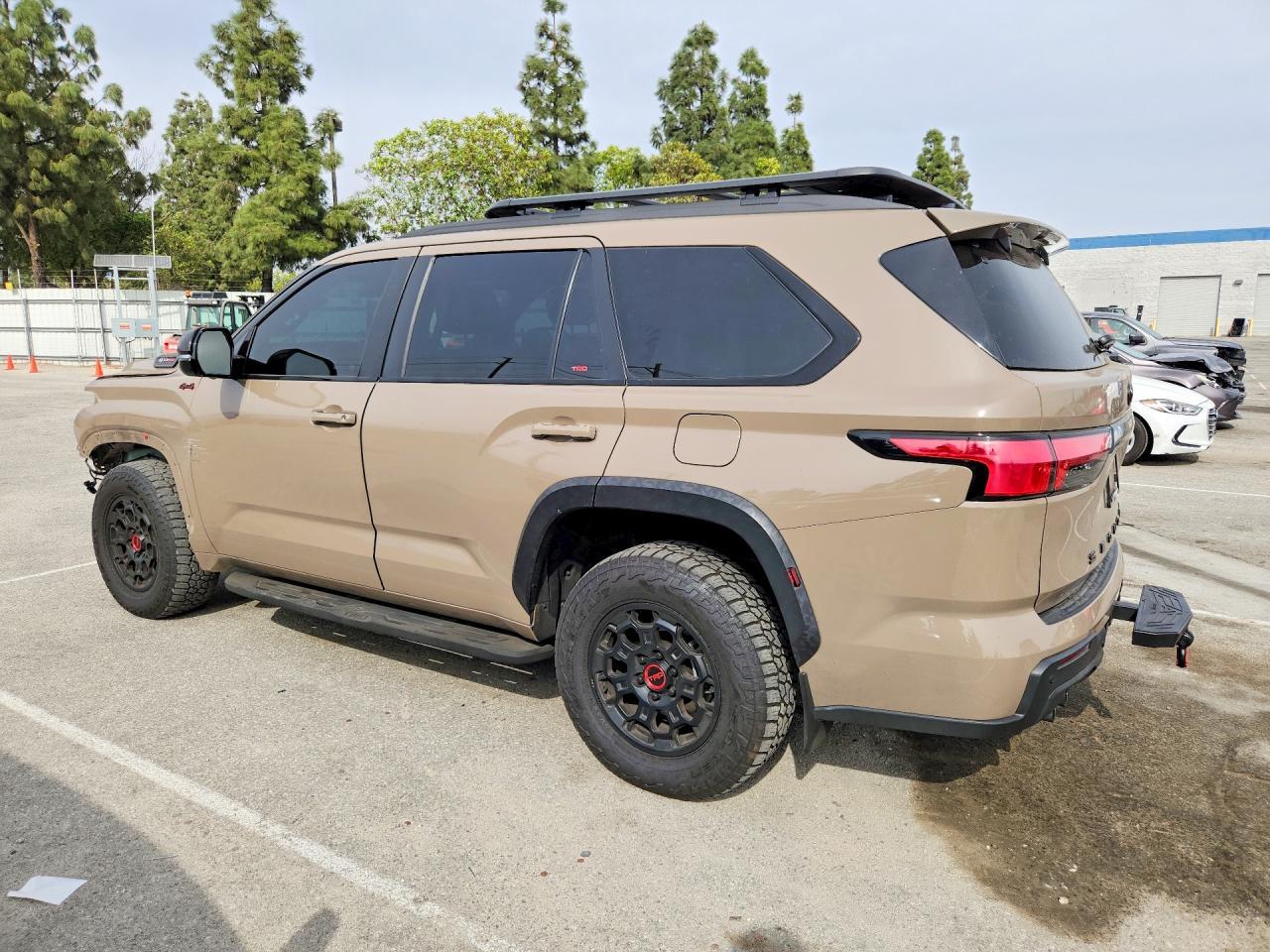 2025 Toyota Sequoia Trd Pro - Фото 2