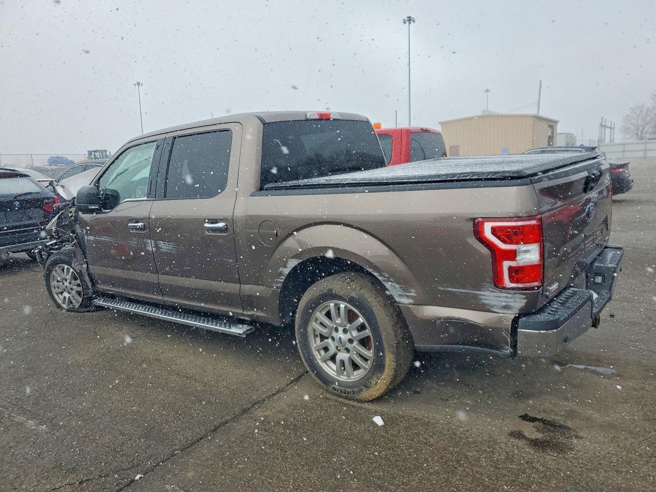 2018 Ford F150 Supercrew - Фото 2