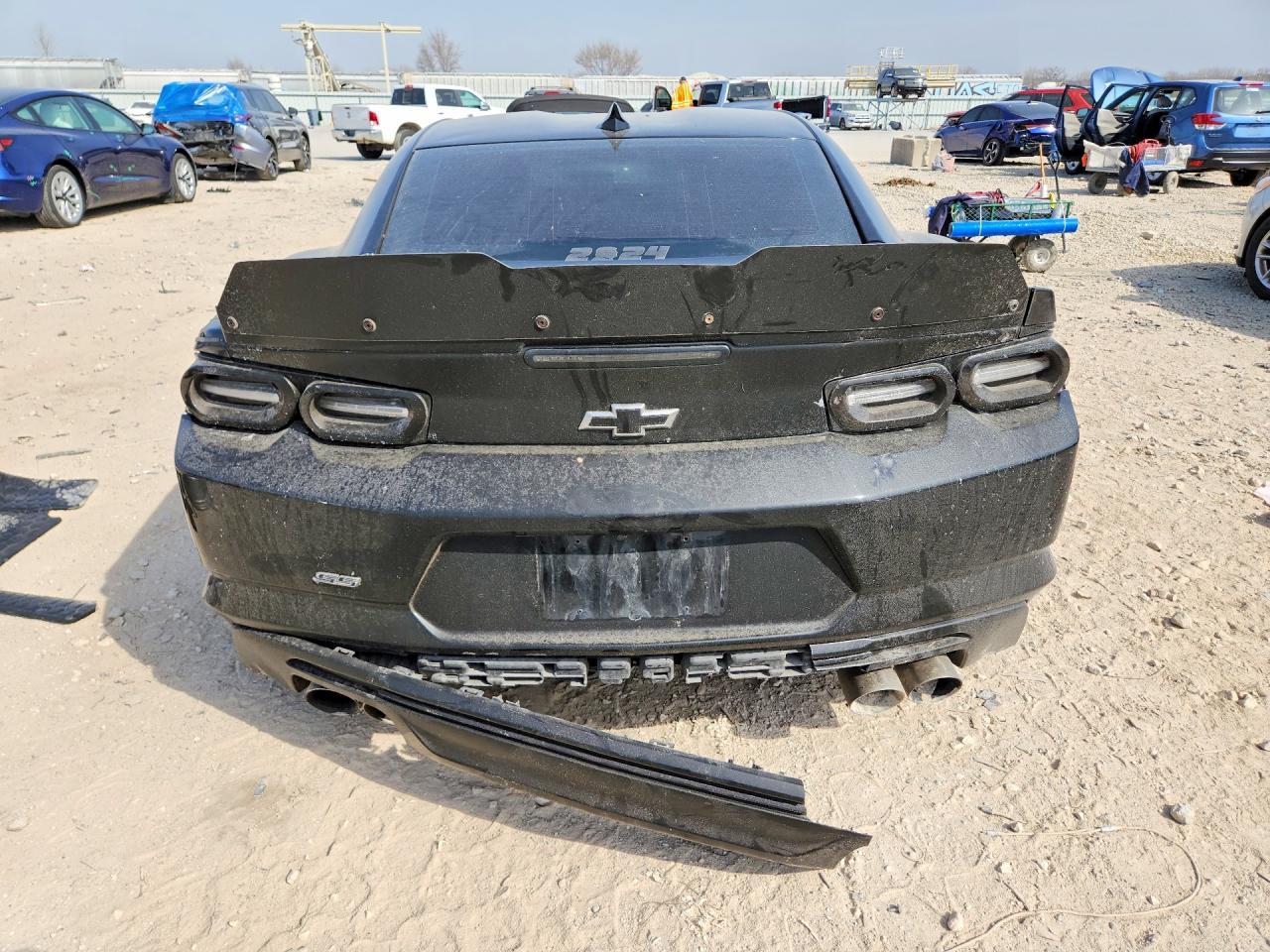 2022 Chevrolet Camaro Lt1 - Фото 6