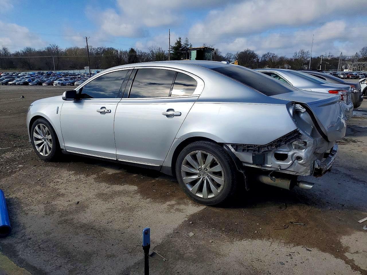 2014 Lincoln Mks - Image 2