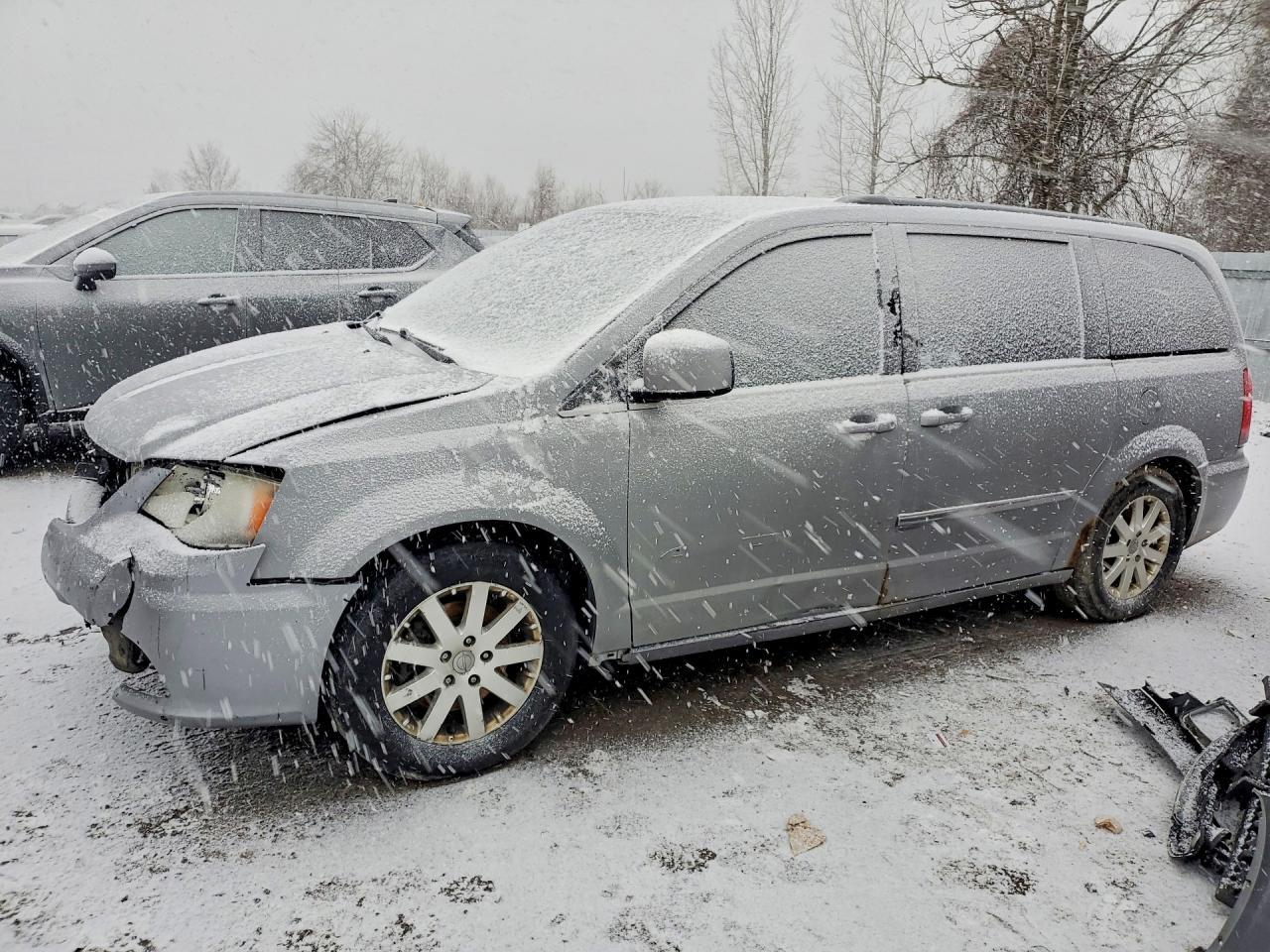 2015 Chrysler Town & Country Touring