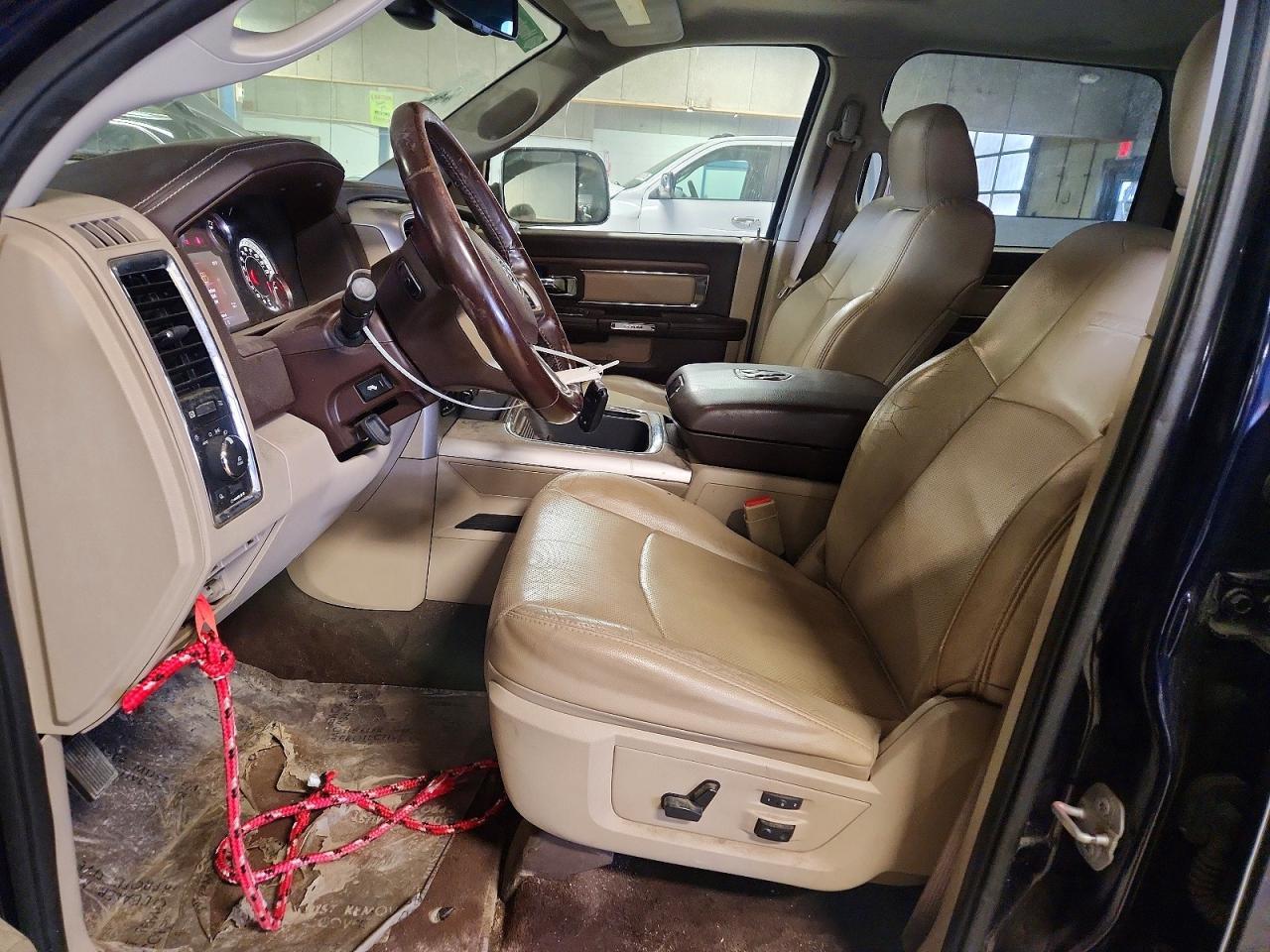 2016 Ram 1500 Laramie - Image 7
