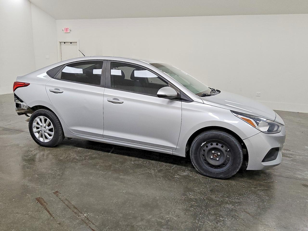 2018 Hyundai Accent Sel - Image 4