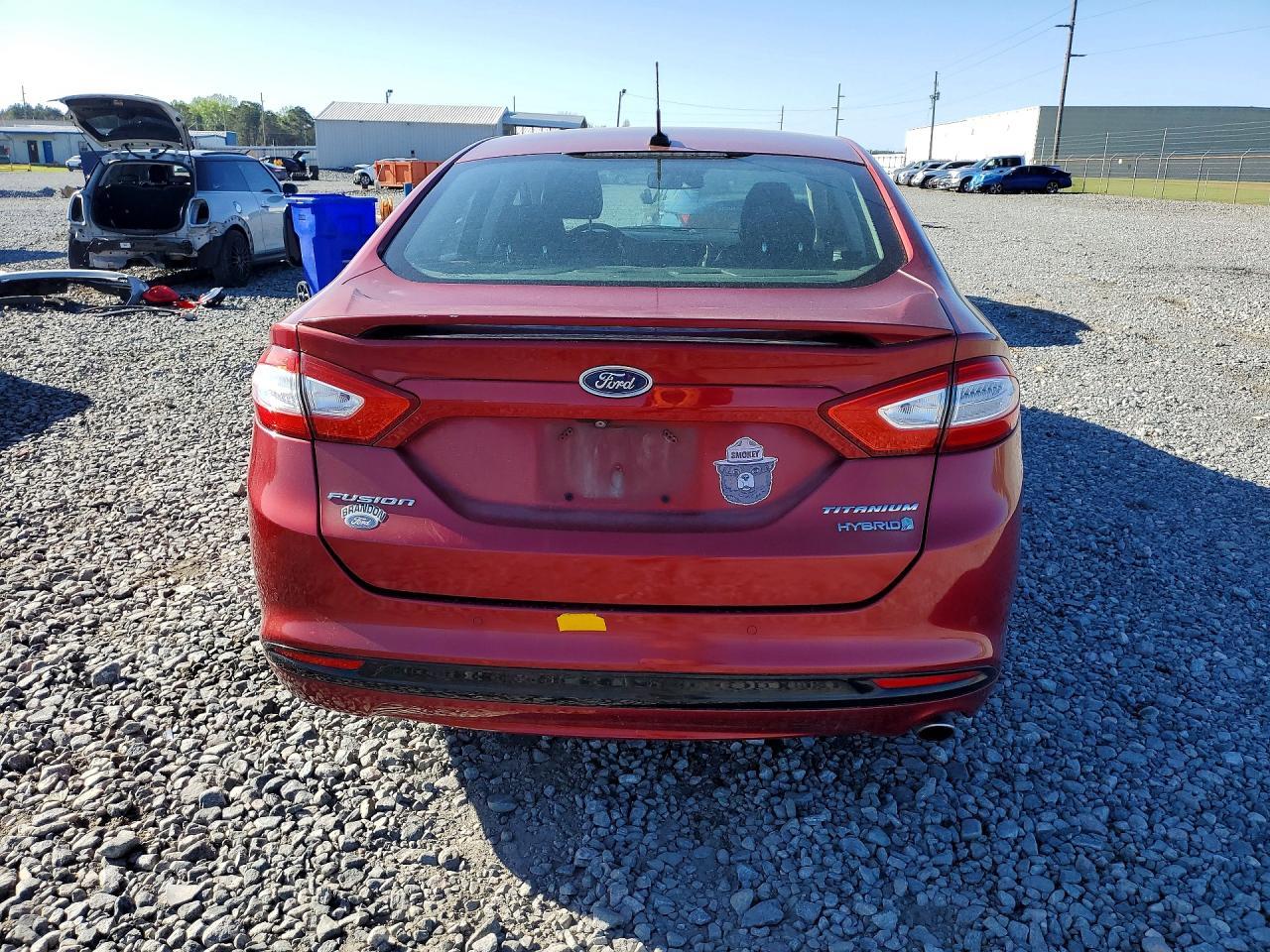 2016 Ford Fusion Titanium Hev - Image 6