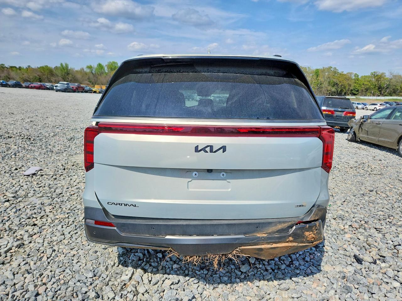 2025 Kia Carnival Hybrid Sx - Image 6