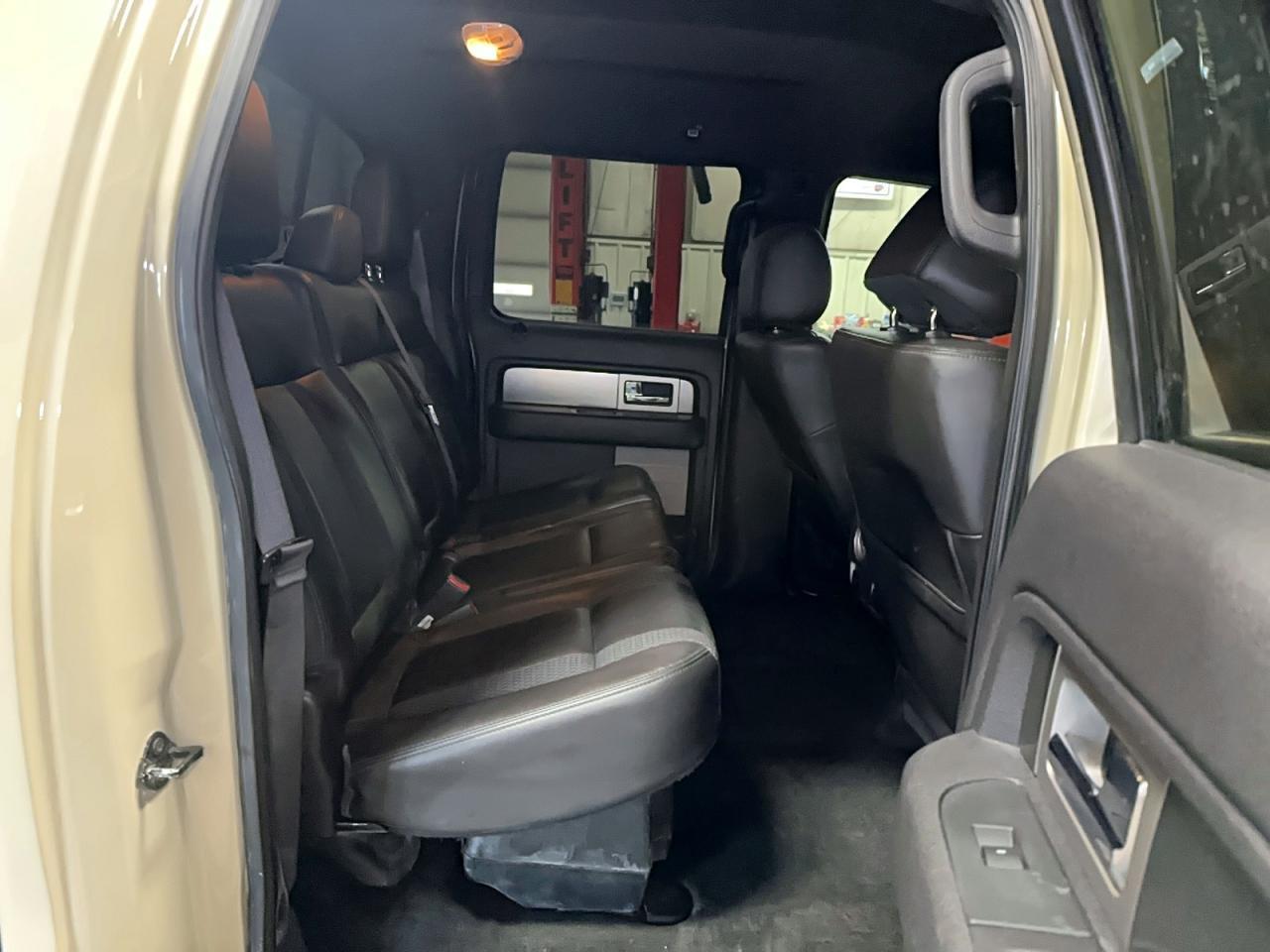 2013 Ford F150 Svt Raptor - Фото 6