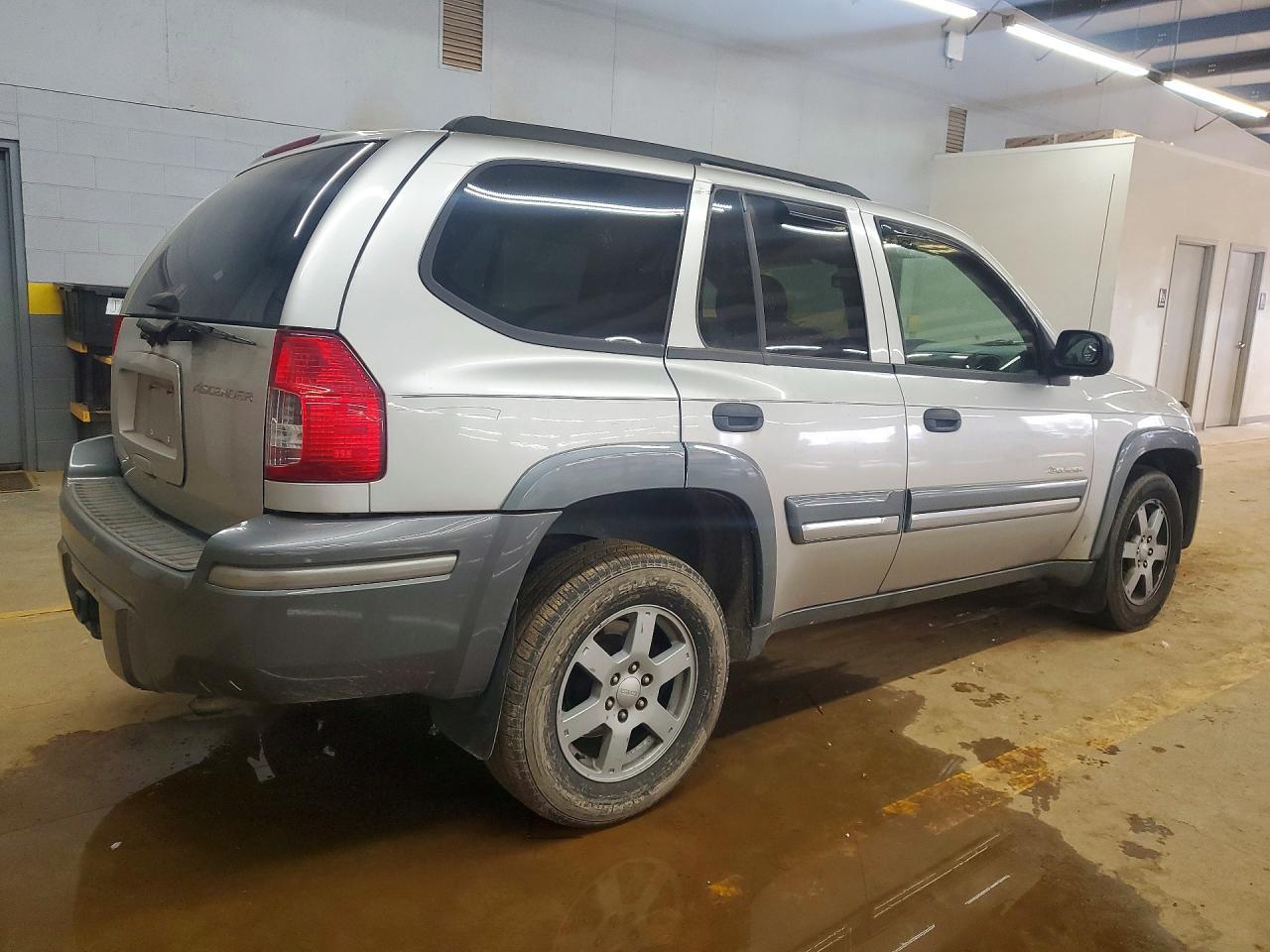 2005 Isuzu Ascender S - Image 3