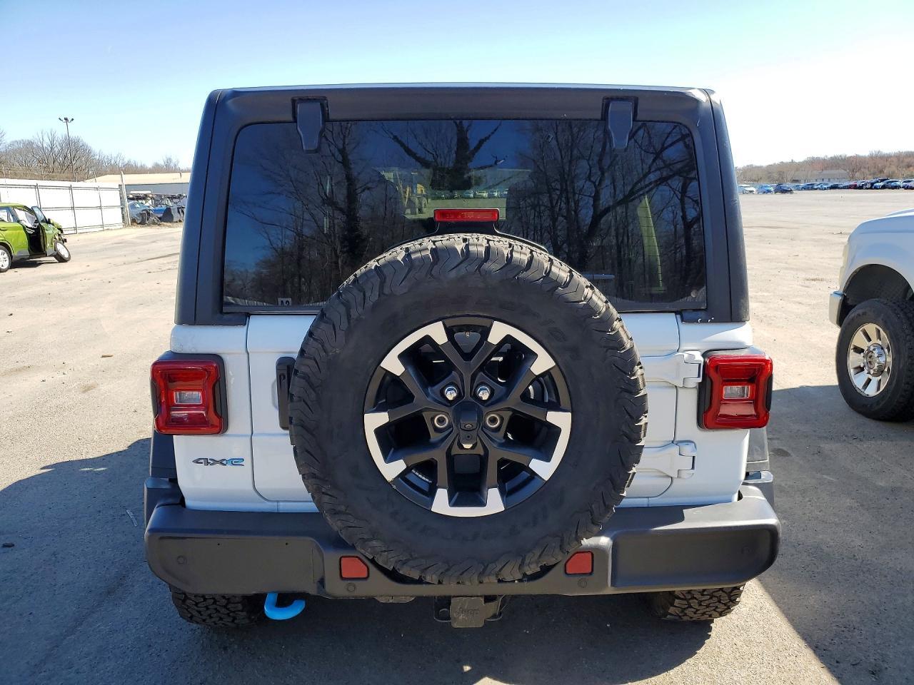 2025 Jeep Wrangler Rubicon 4Xe - Фото 6