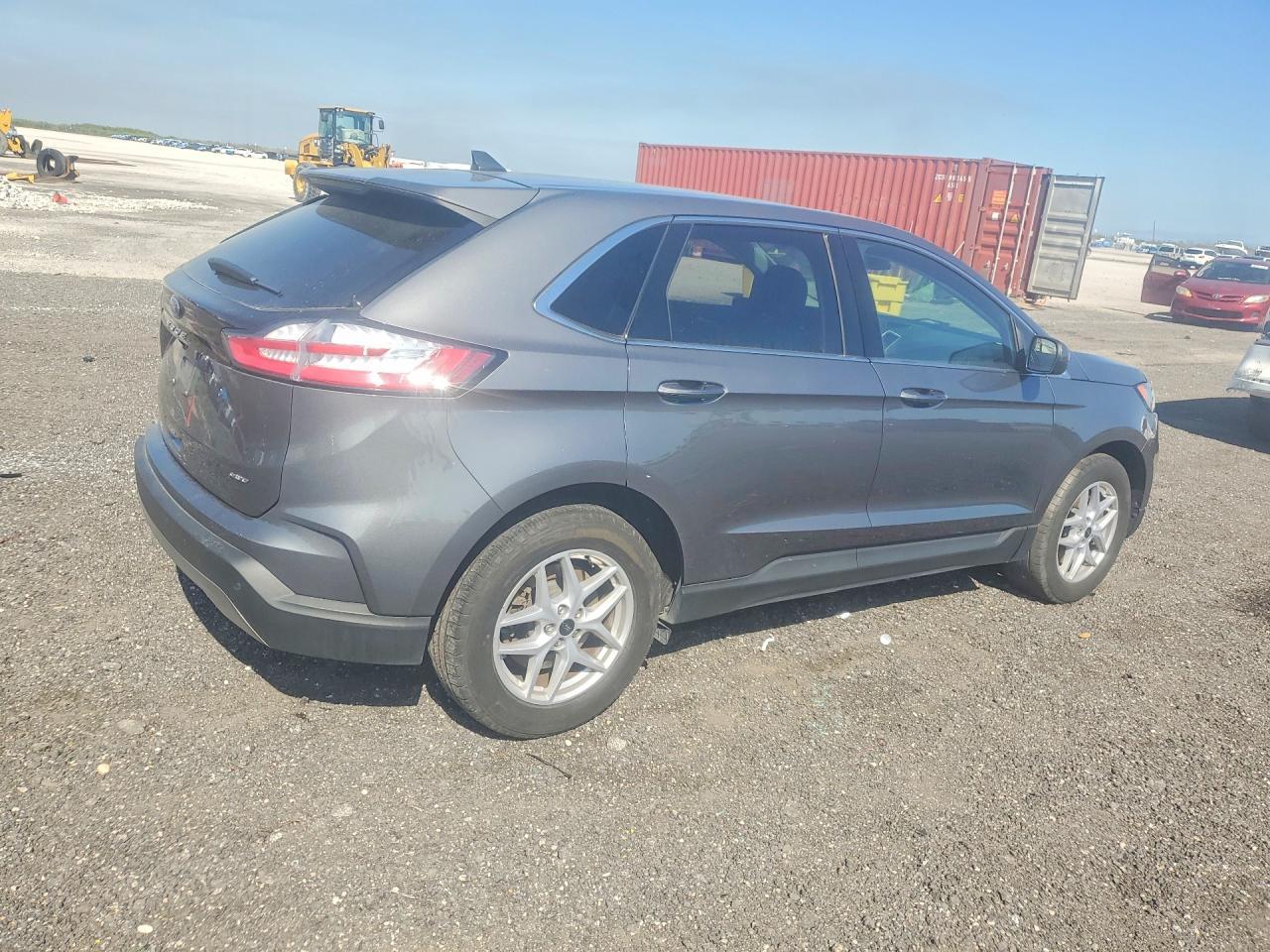 2024 Ford Edge Sel - Image 3