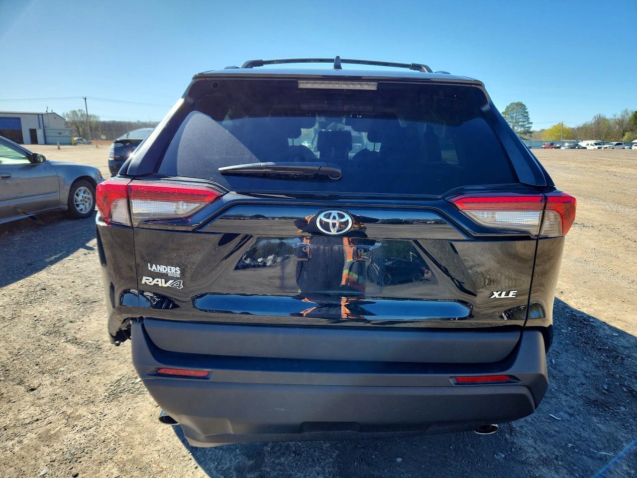 2024 Toyota Rav4 Xle Premium - Image 6