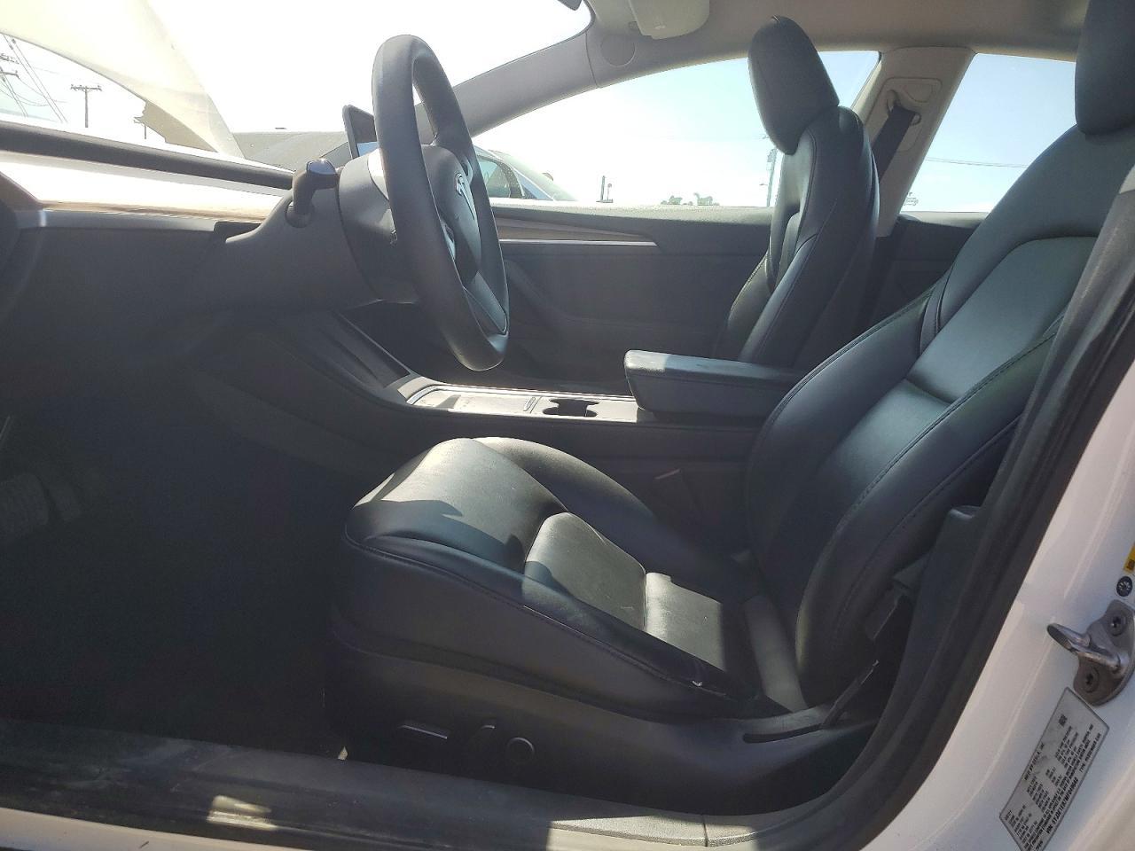 2021 Tesla Model 3 - Image 7