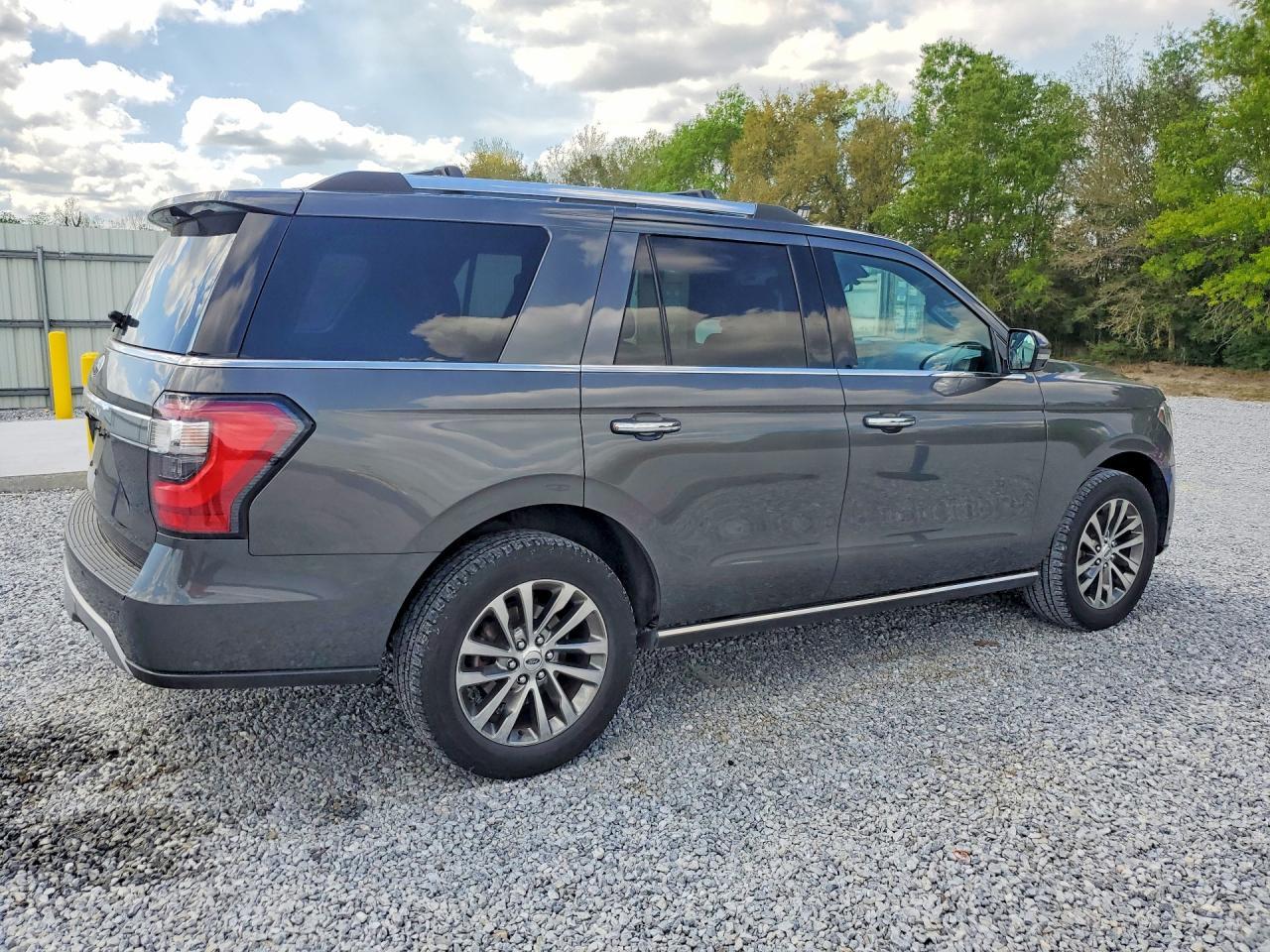 2018 Ford Expedition Limited - Image 3