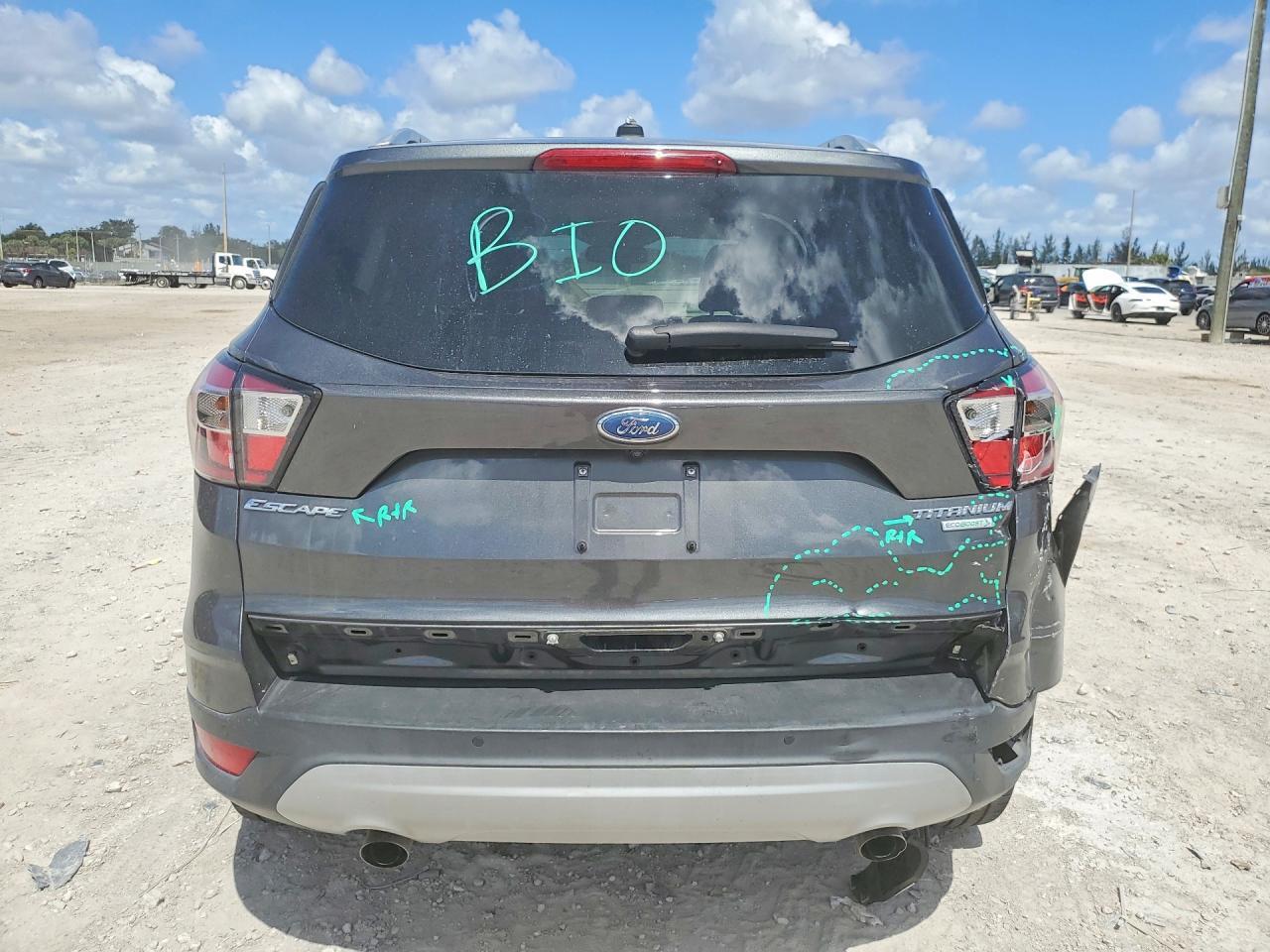 2017 Ford Escape Titanium - Image 6