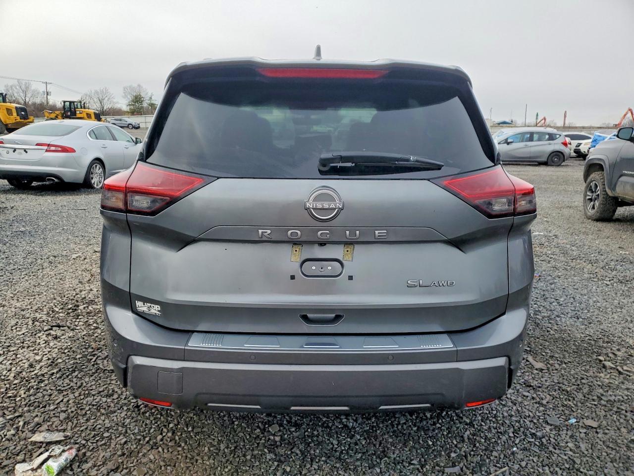 2024 Nissan Rogue Sl - Image 6