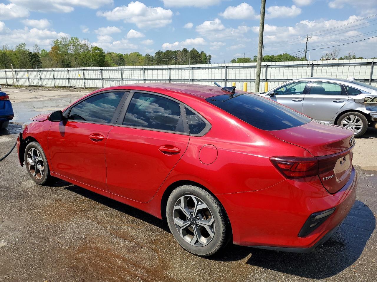 2019 Kia Forte Lxs - Фото 2