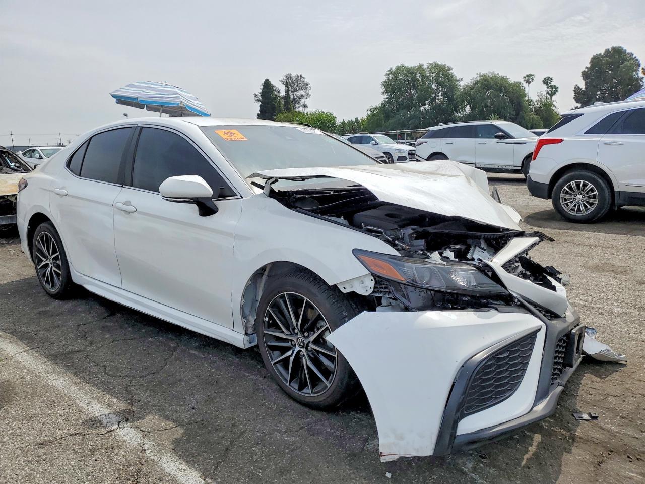 2024 Toyota Camry Se - Фото 4