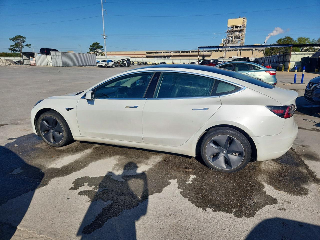 2020 Tesla Model 3 - Image 2