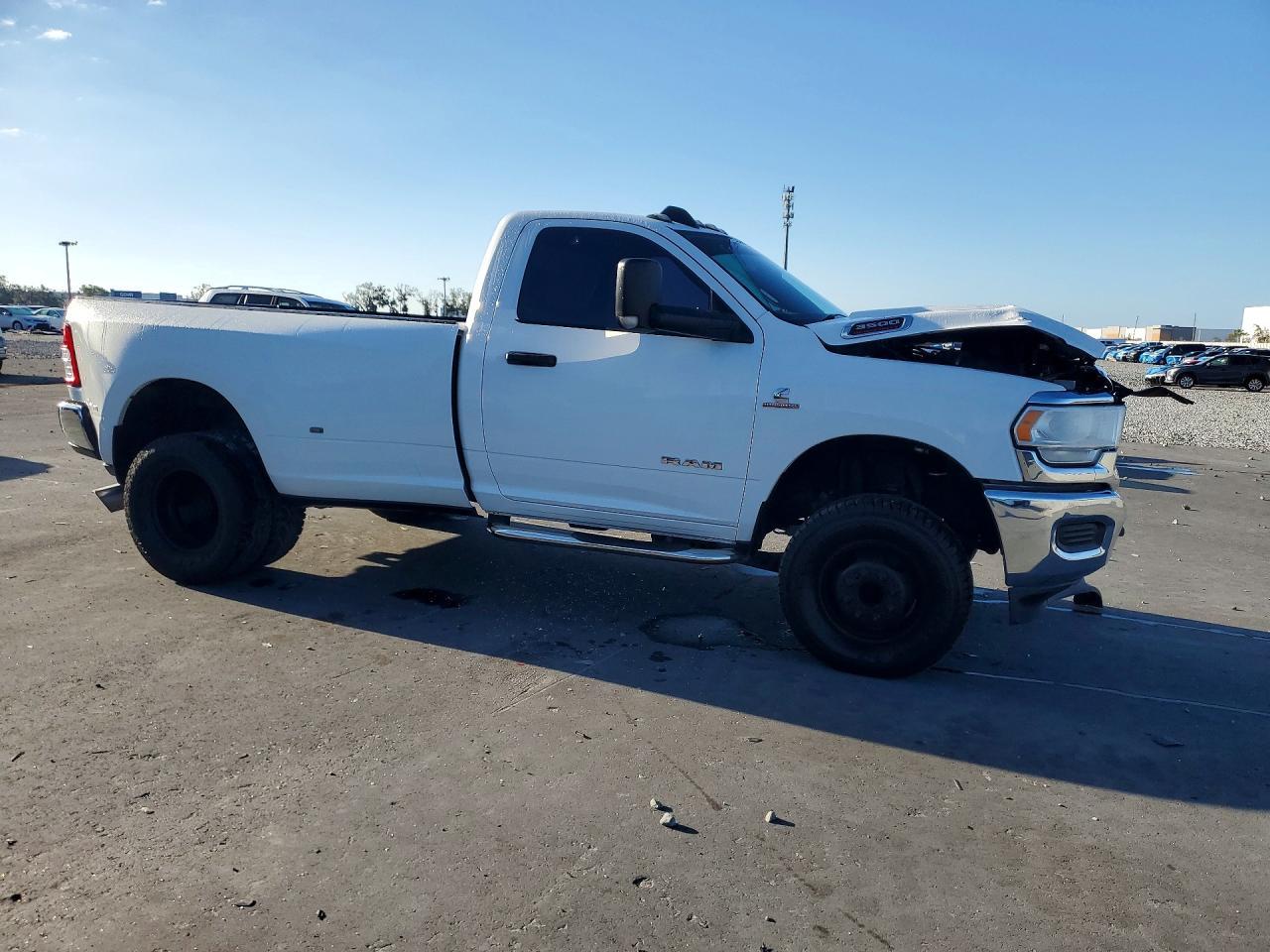 2021 Ram 3500 Tradesman - Фото 4