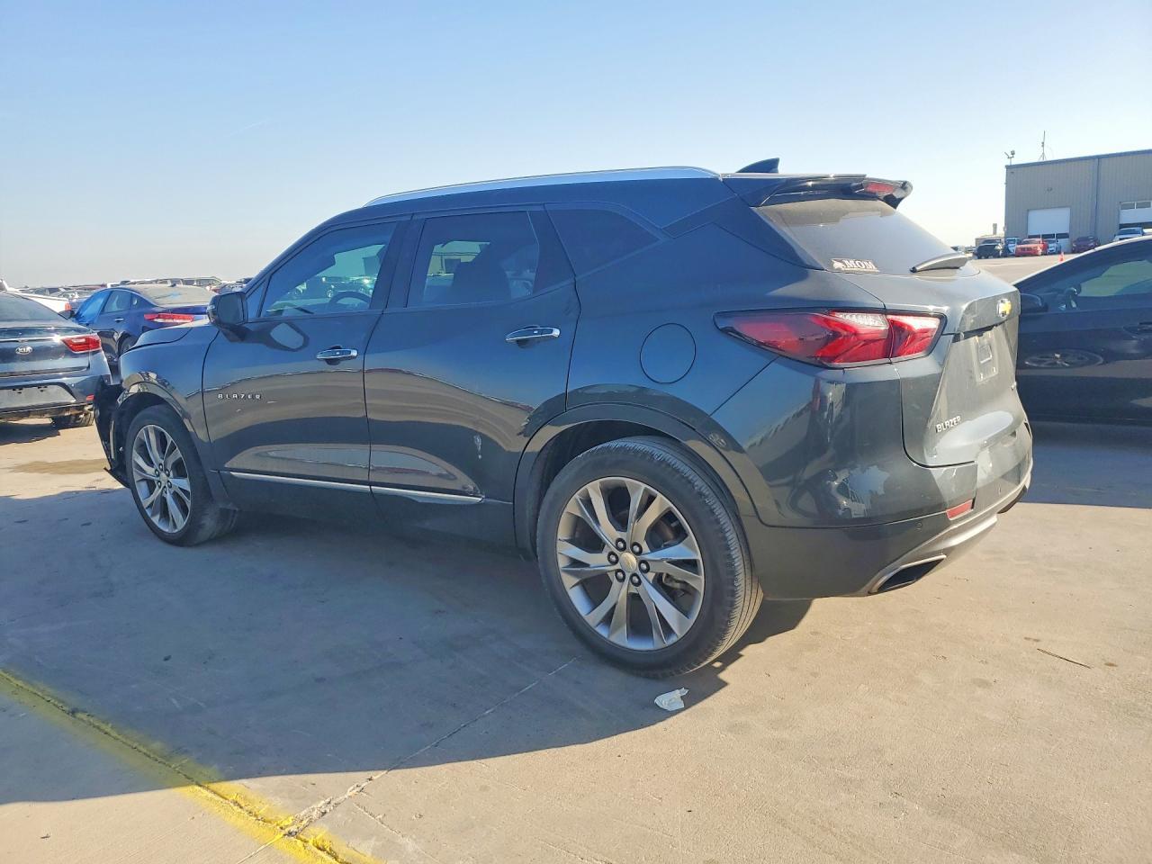 2019 Chevrolet Blazer Premier - Фото 2