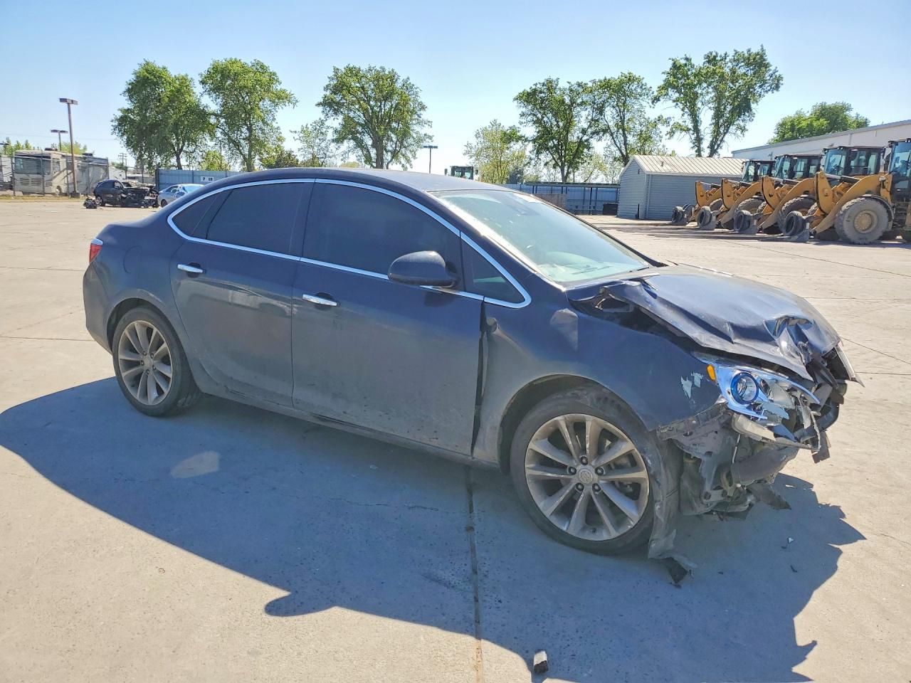 2016 Buick Verano - Image 4