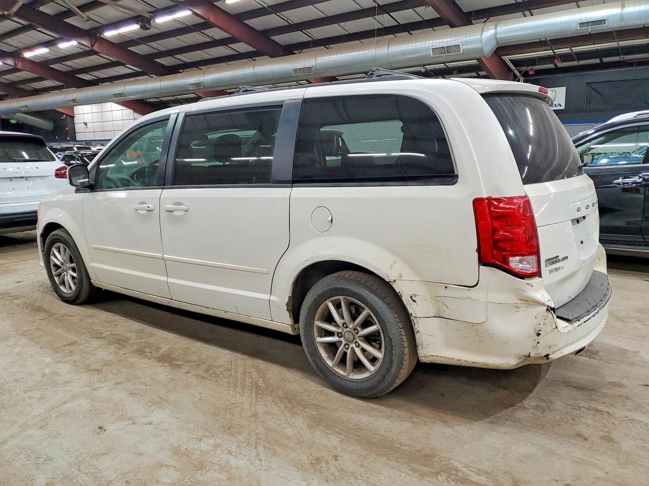2013 Dodge Grand Caravan Sxt - Фото 2