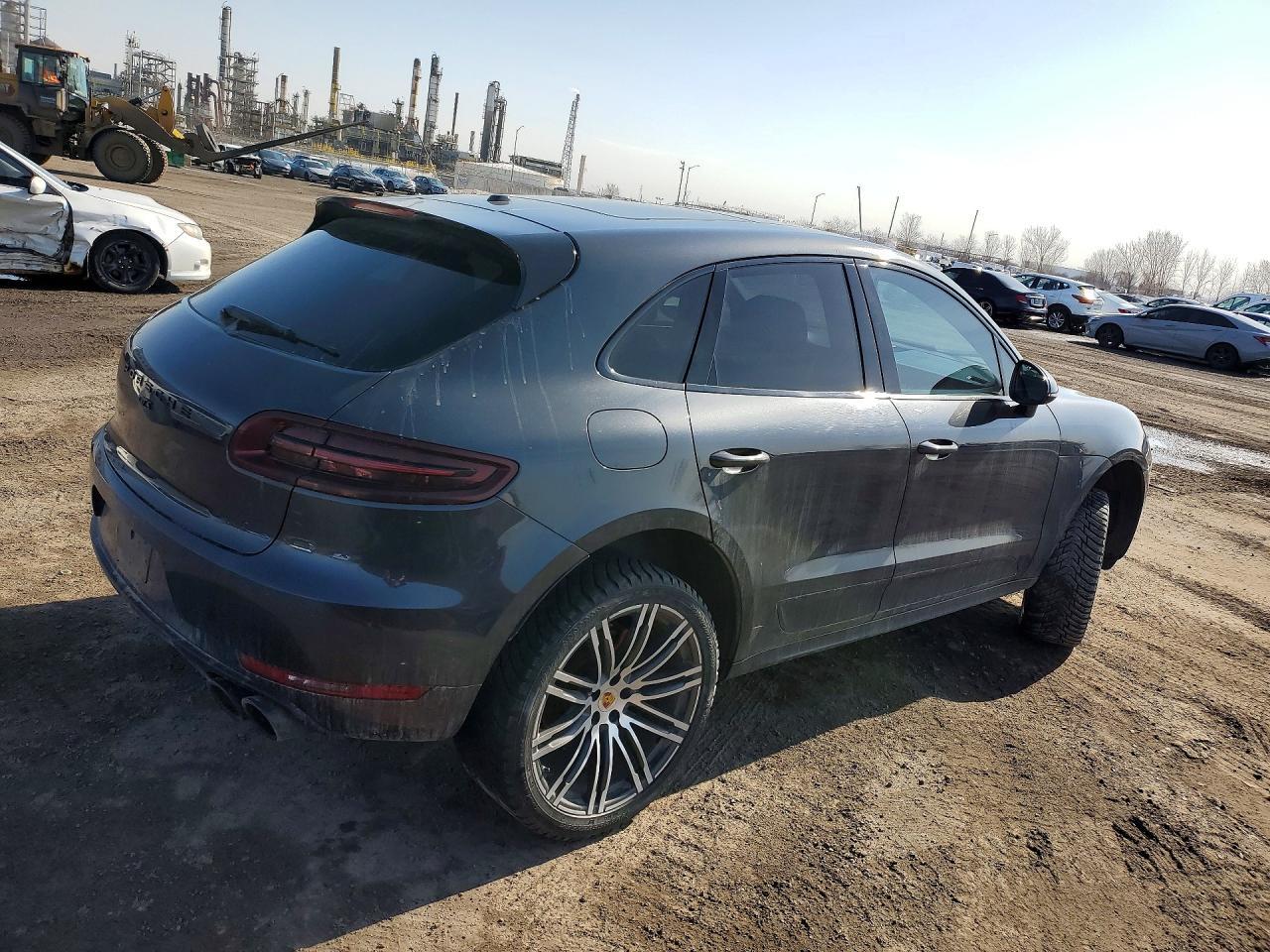 2017 Porsche Macan Gts - Image 3