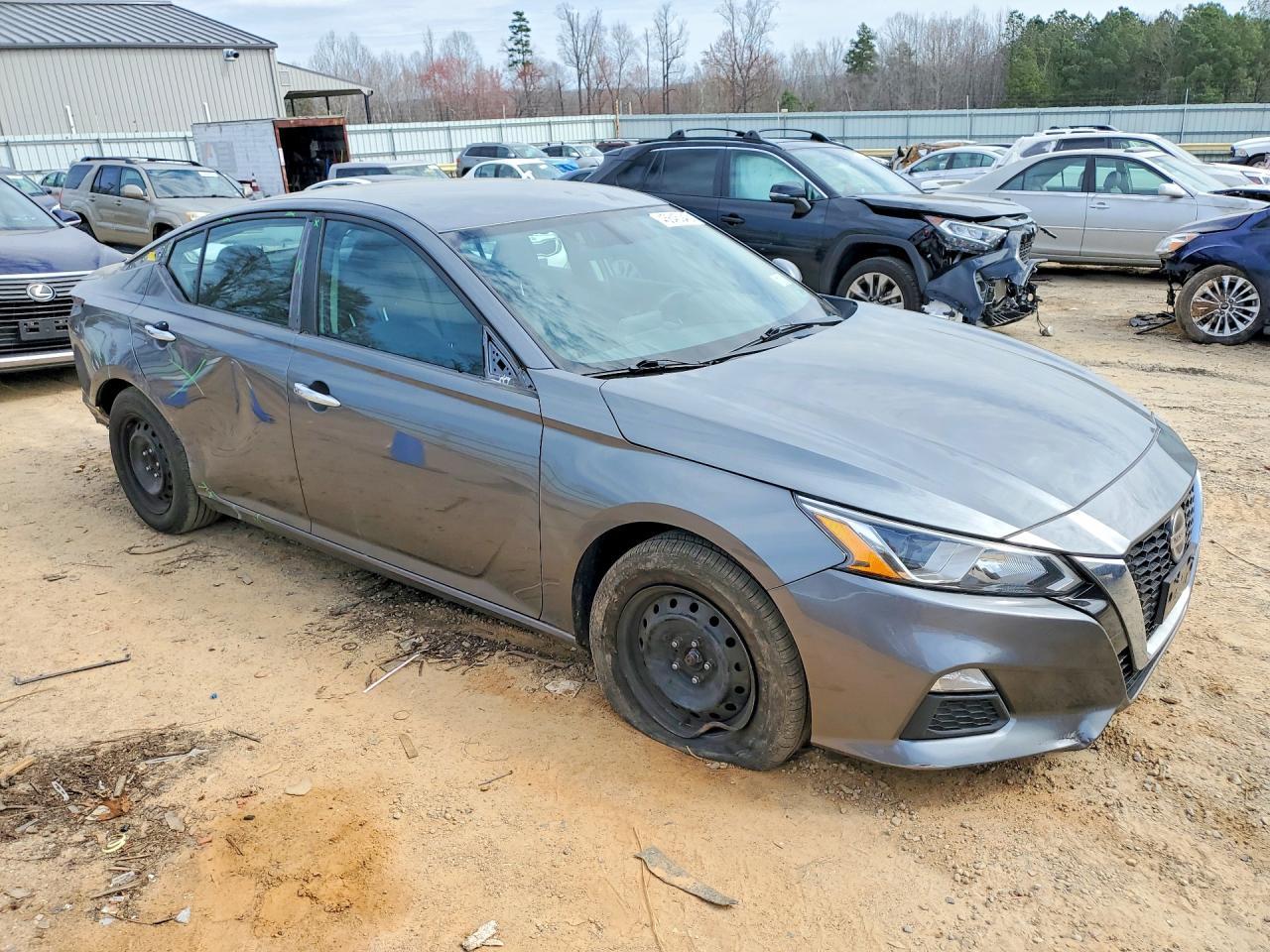 2020 Nissan Altima 2.5 S - Фото 4