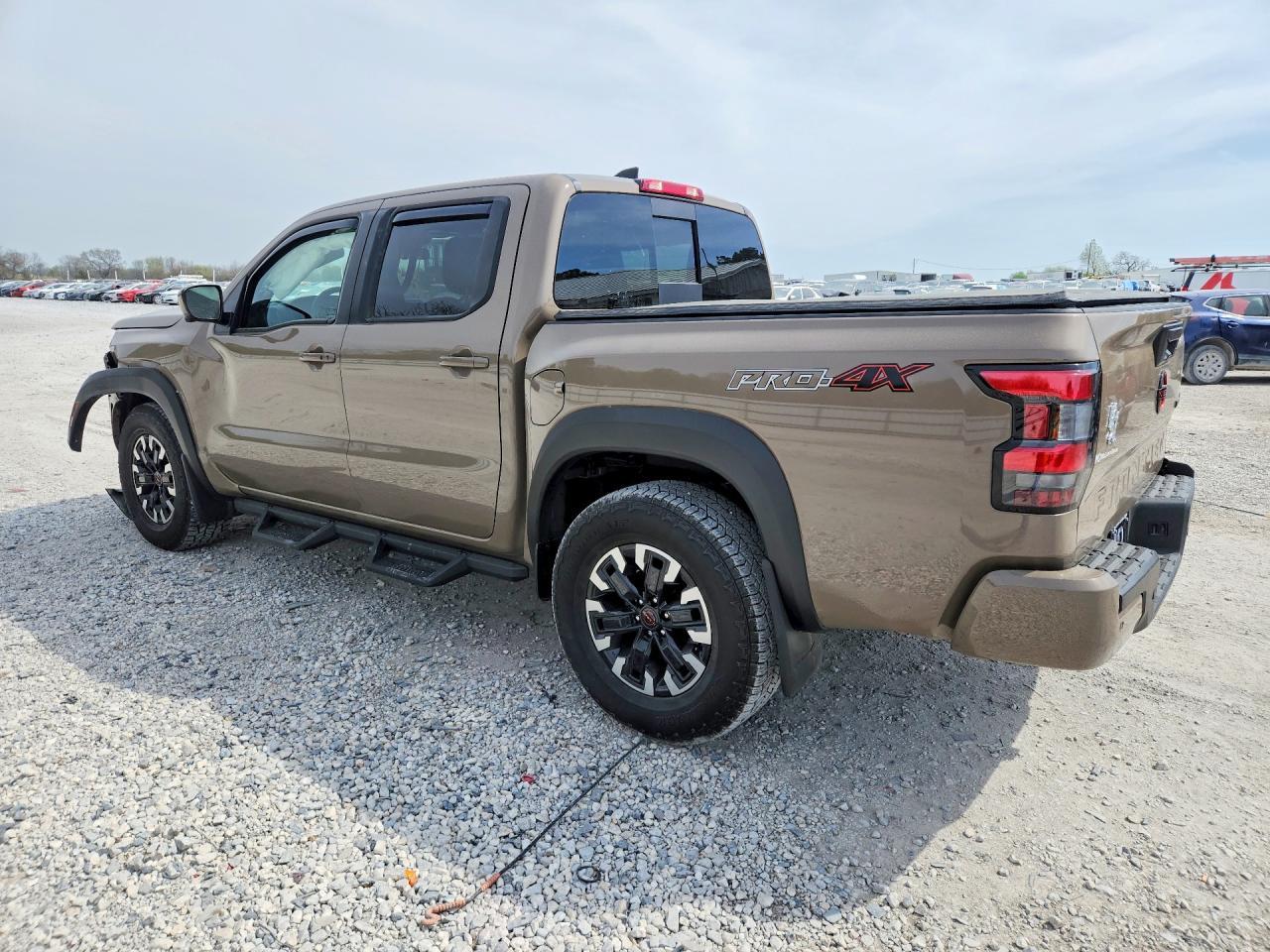 2024 Nissan Frontier Pro-4X - Фото 2