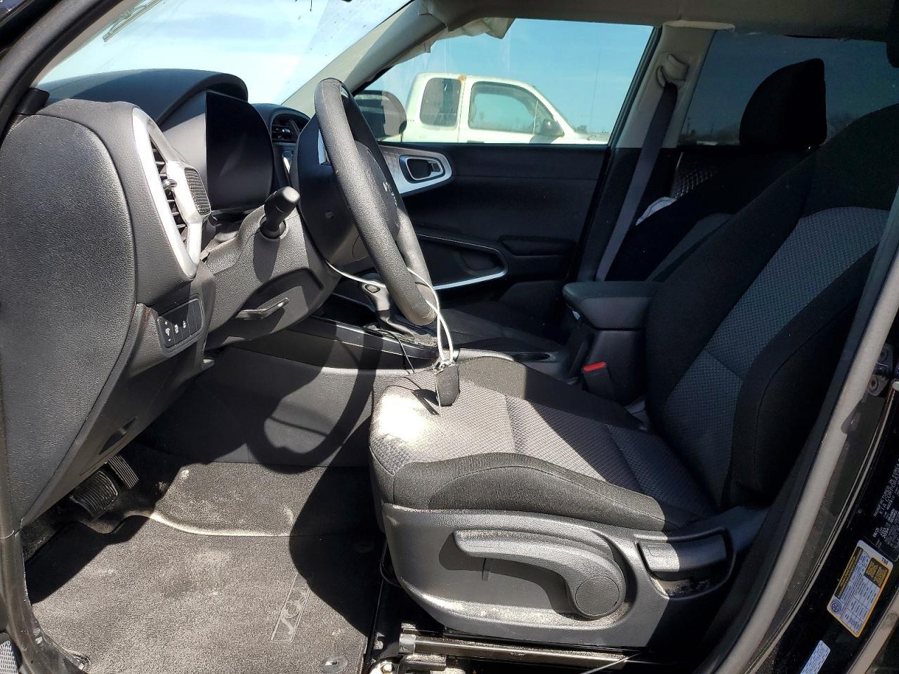2025 Kia Soul Lx - Фото 7