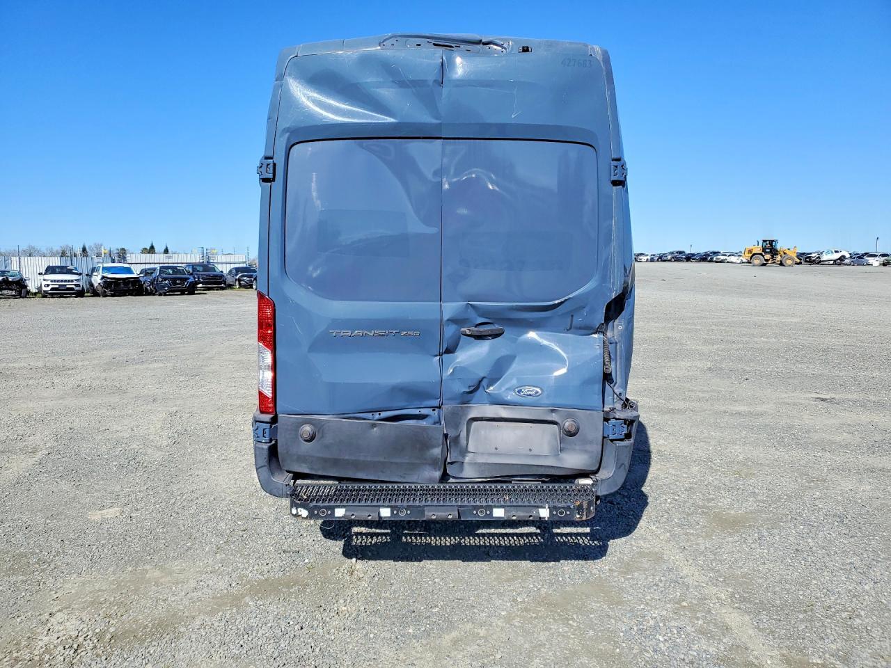 2020 Ford Transit 250 Delivery Van - Фото 6