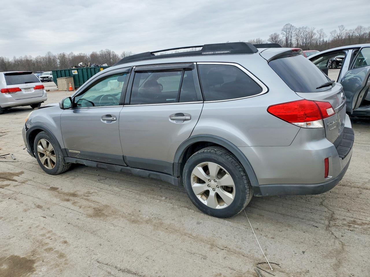2011 Subaru Outback 2.5I Premium - Фото 2